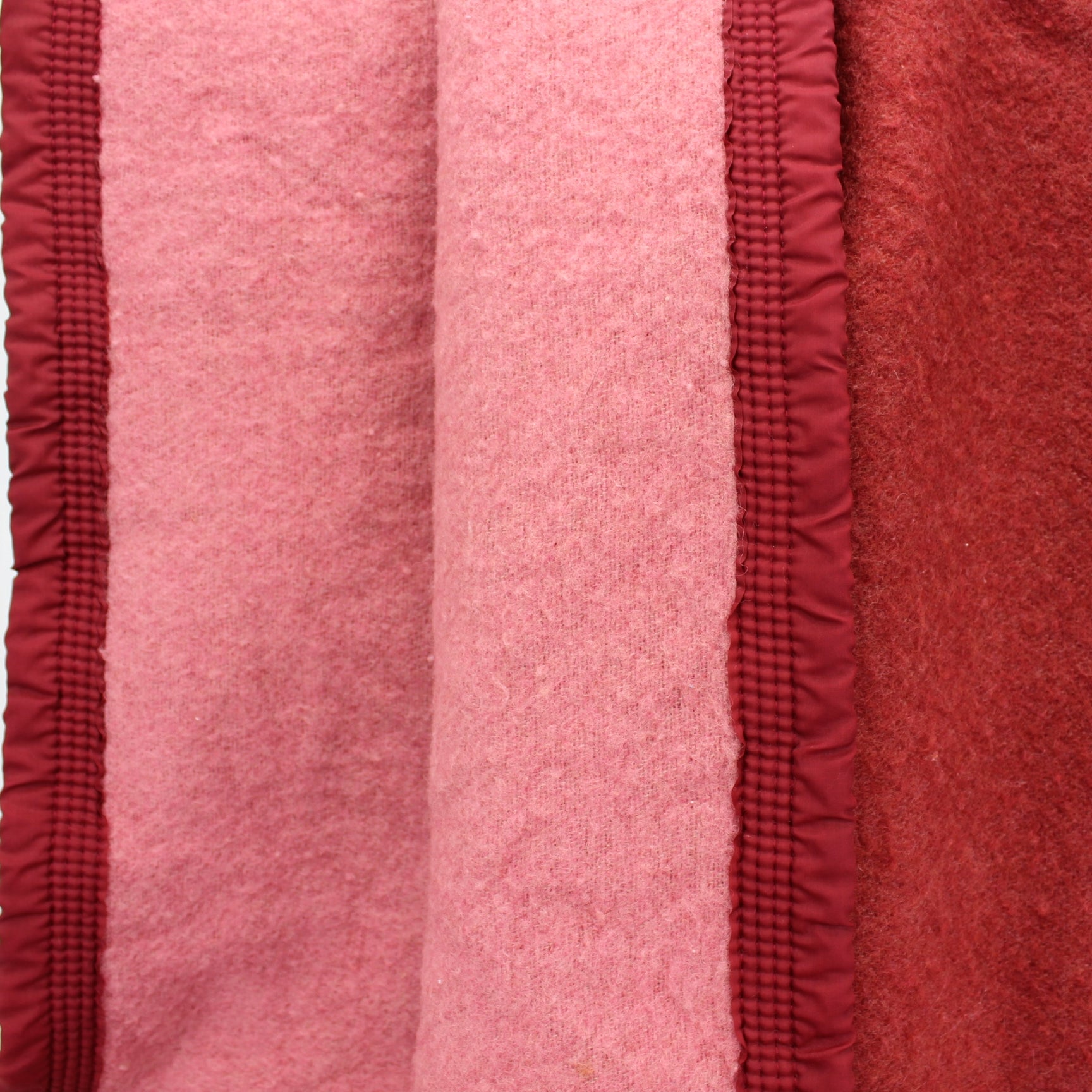 Belier Laine Wool Blanket France Deep Red Reverse Rose Heavy Weight  93" X 86" very heavy substantial weight blanket