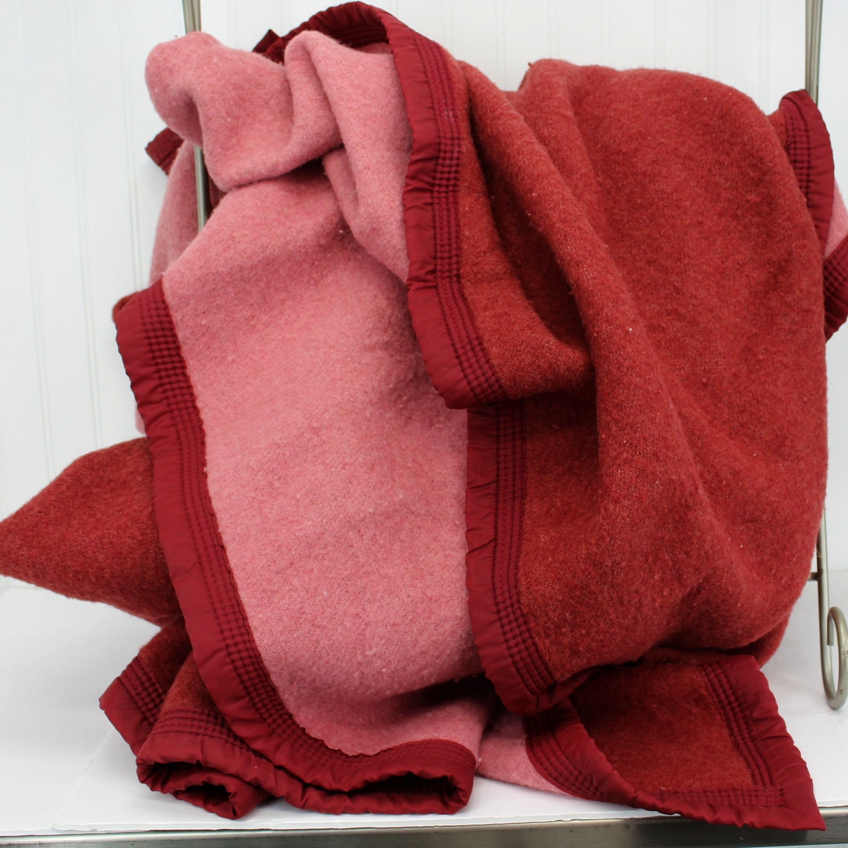 Belier Laine Wool Blanket France Deep Red Reverse Rose Heavy Weight  93" X 86"