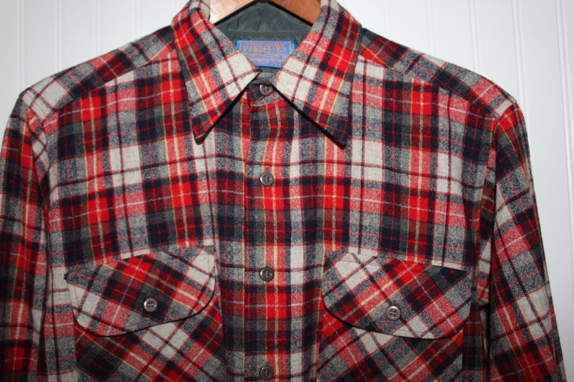 Pendleton Wool Shirt Wash Dry Vintage Old Wool Mark Red Grey Plaid care tag