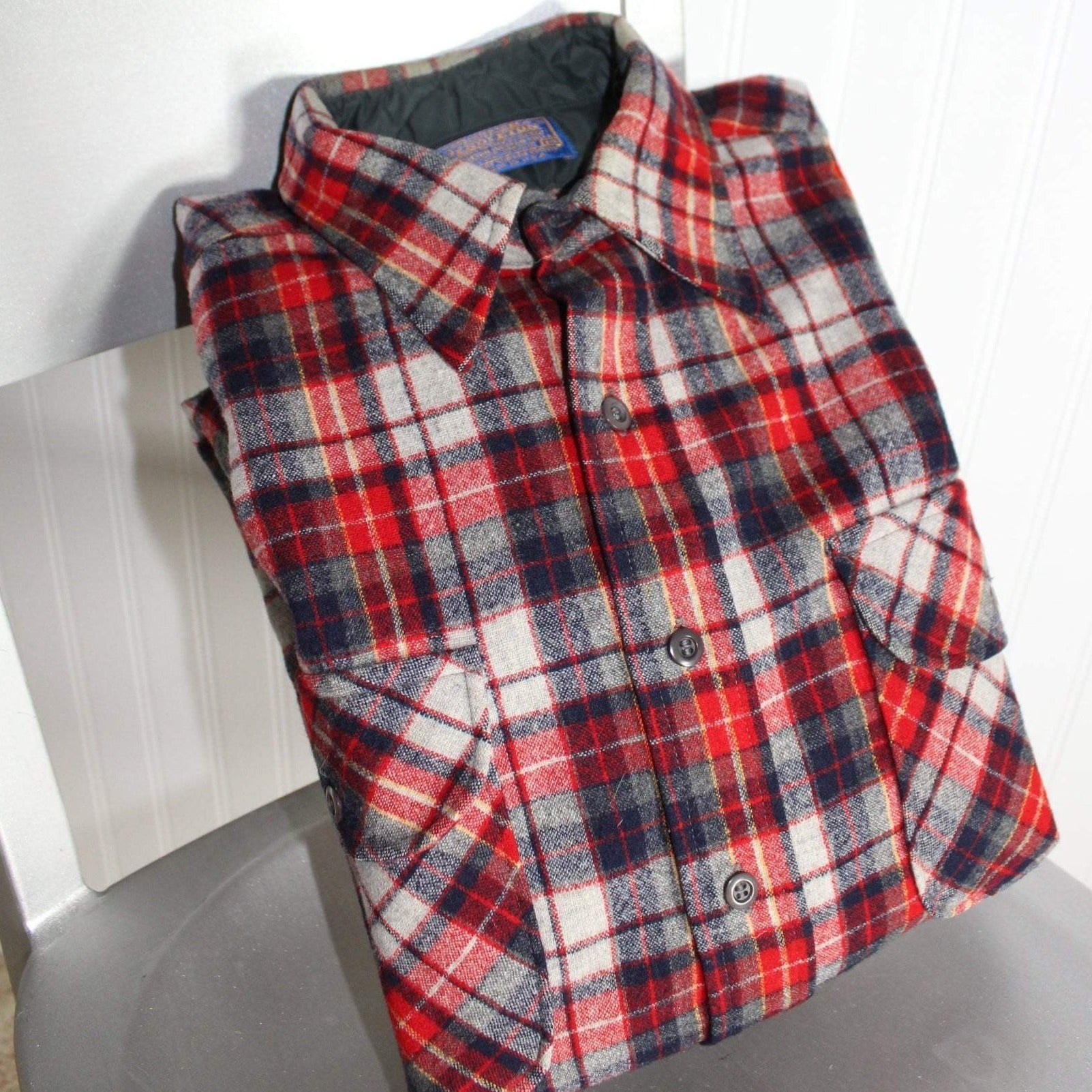 Pendleton Wool Shirt Wash Dry Vintage Old Wool Mark Red Grey Plaid older