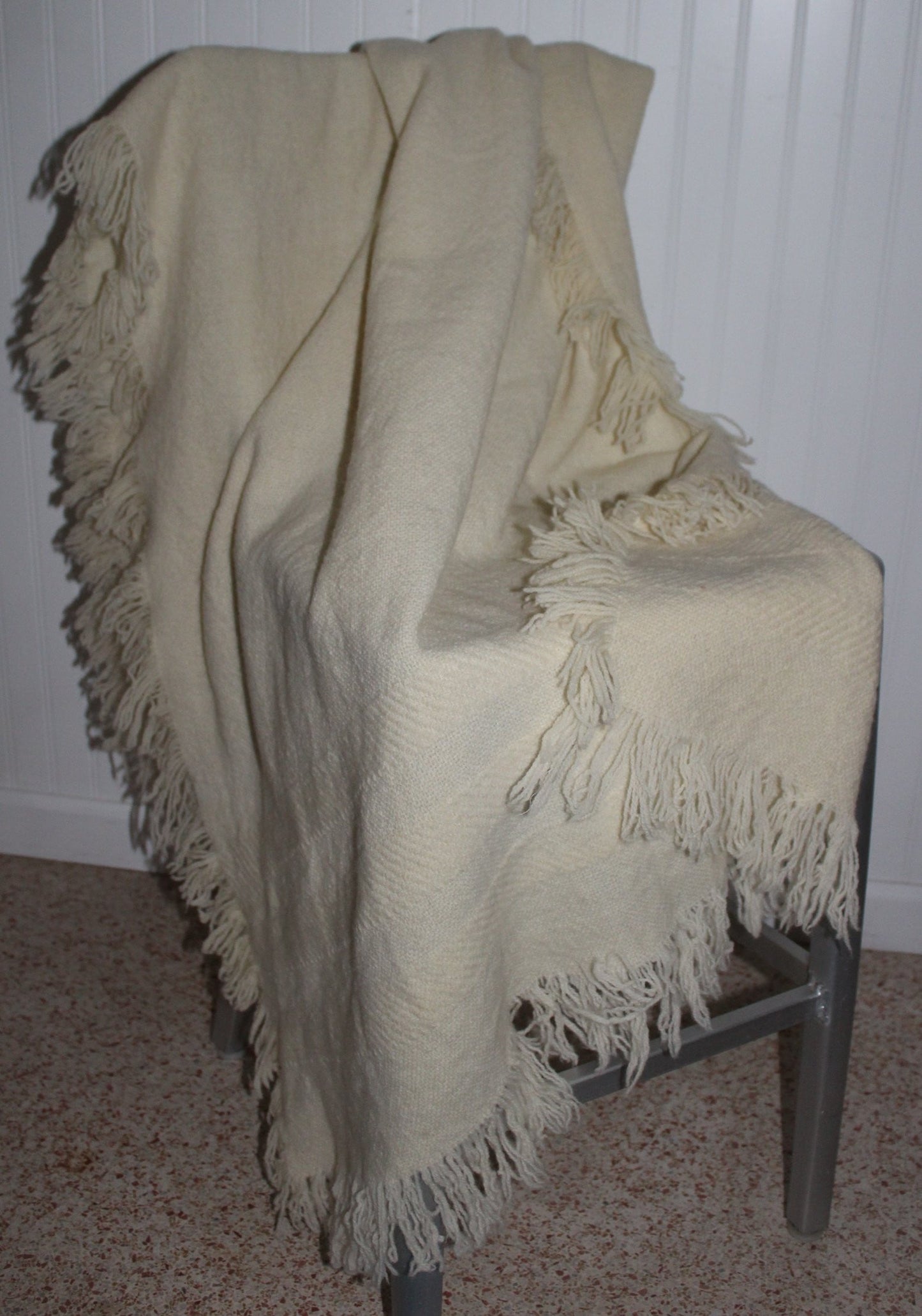 Wool Throw Hand Woven Ivory Fringe 4 Sides Churchill No Tag luscious
