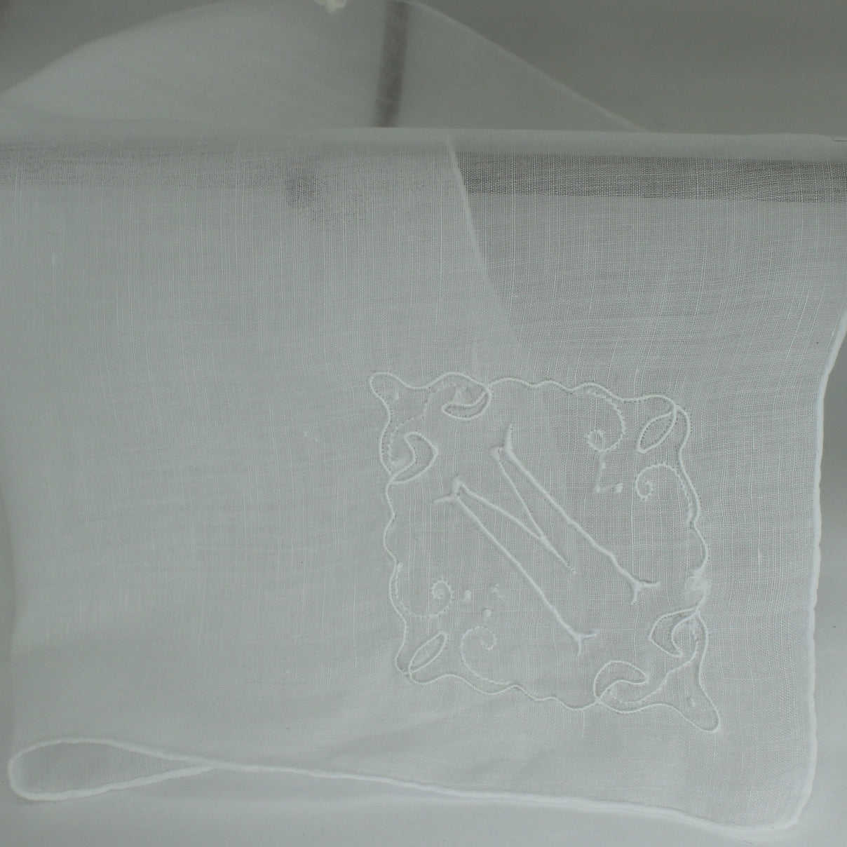 Collection 4 White Wedding Handkerchiefs Swiss Monogram Dbl Lace DIY Crafts monogram wedding handkerchief M with decorative stitch