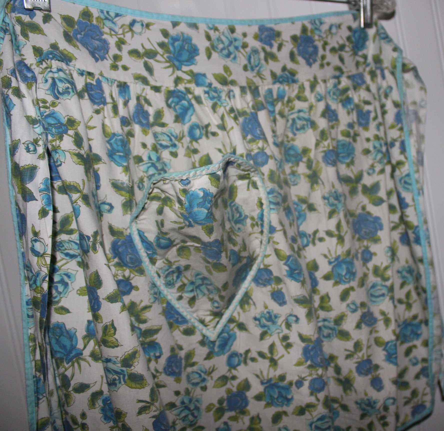 Kitchen Aprons 3 Vintage Mid Century Cotton Lace Trim Pocket Wear or Pattern 1950s
