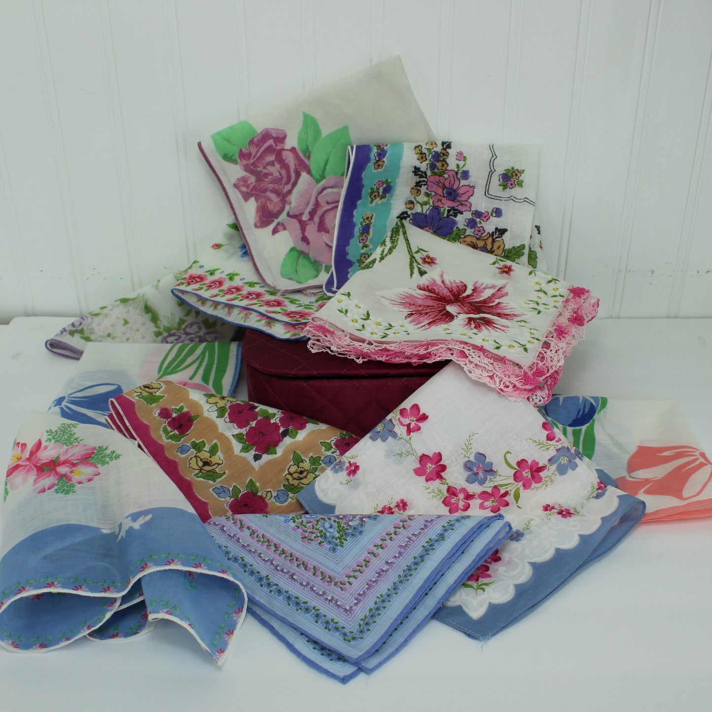 Lot 11 Handkerchiefs Floral Theme MCM Handkerchief Box DIY Clothing Crafts hankies with box