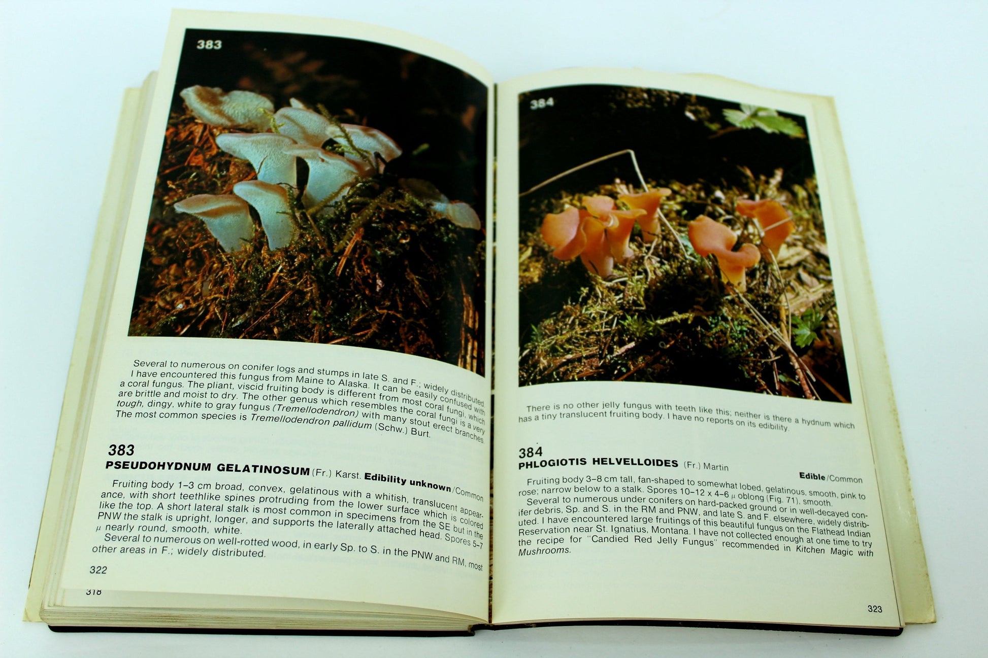 Mushrooms  North America Orson Miller 322 Species Printed 1979 decoupage material