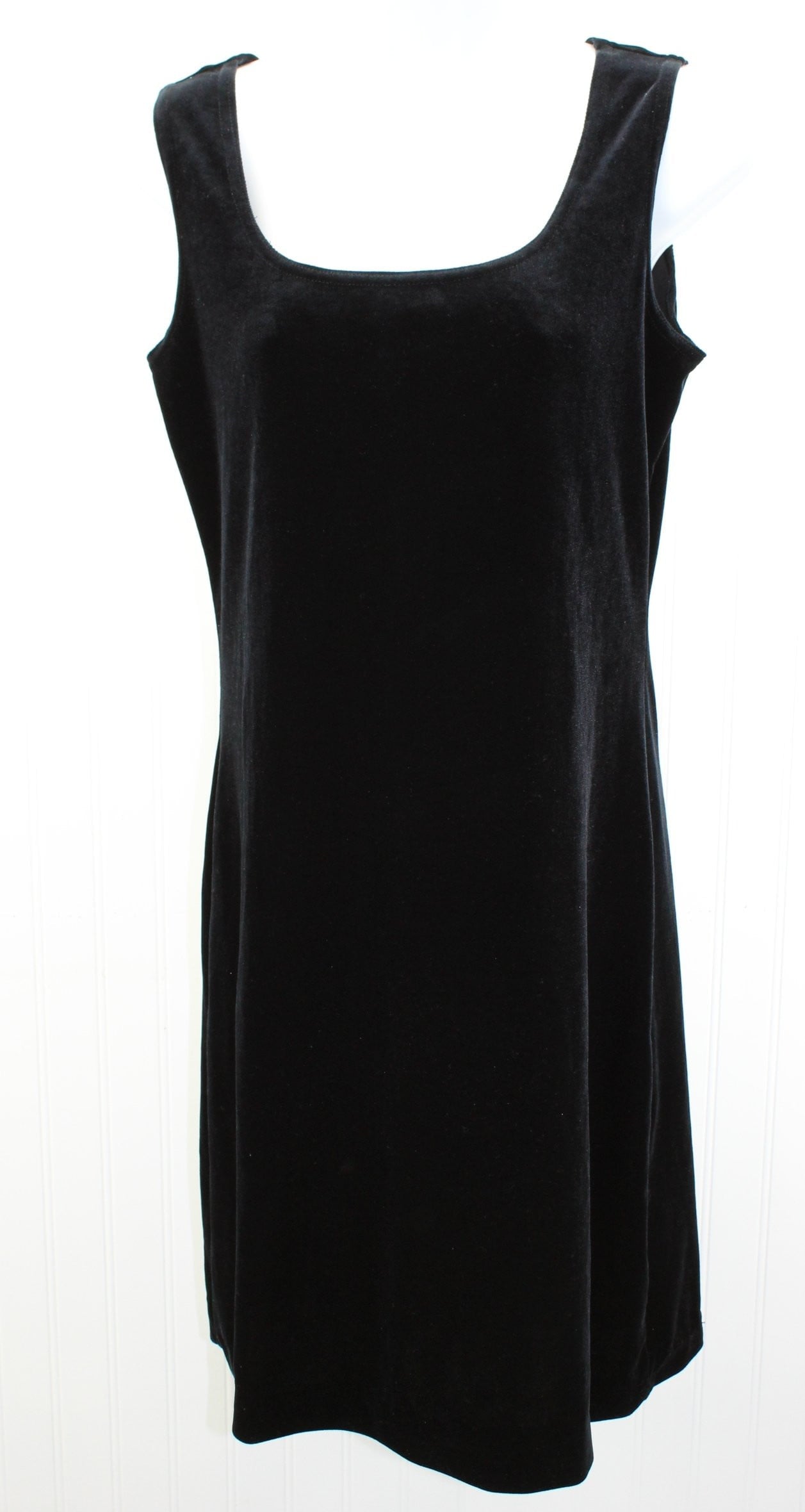 Jessica Howard LBD Little Black Dress Velveteen Scoop Neck Sleeveless