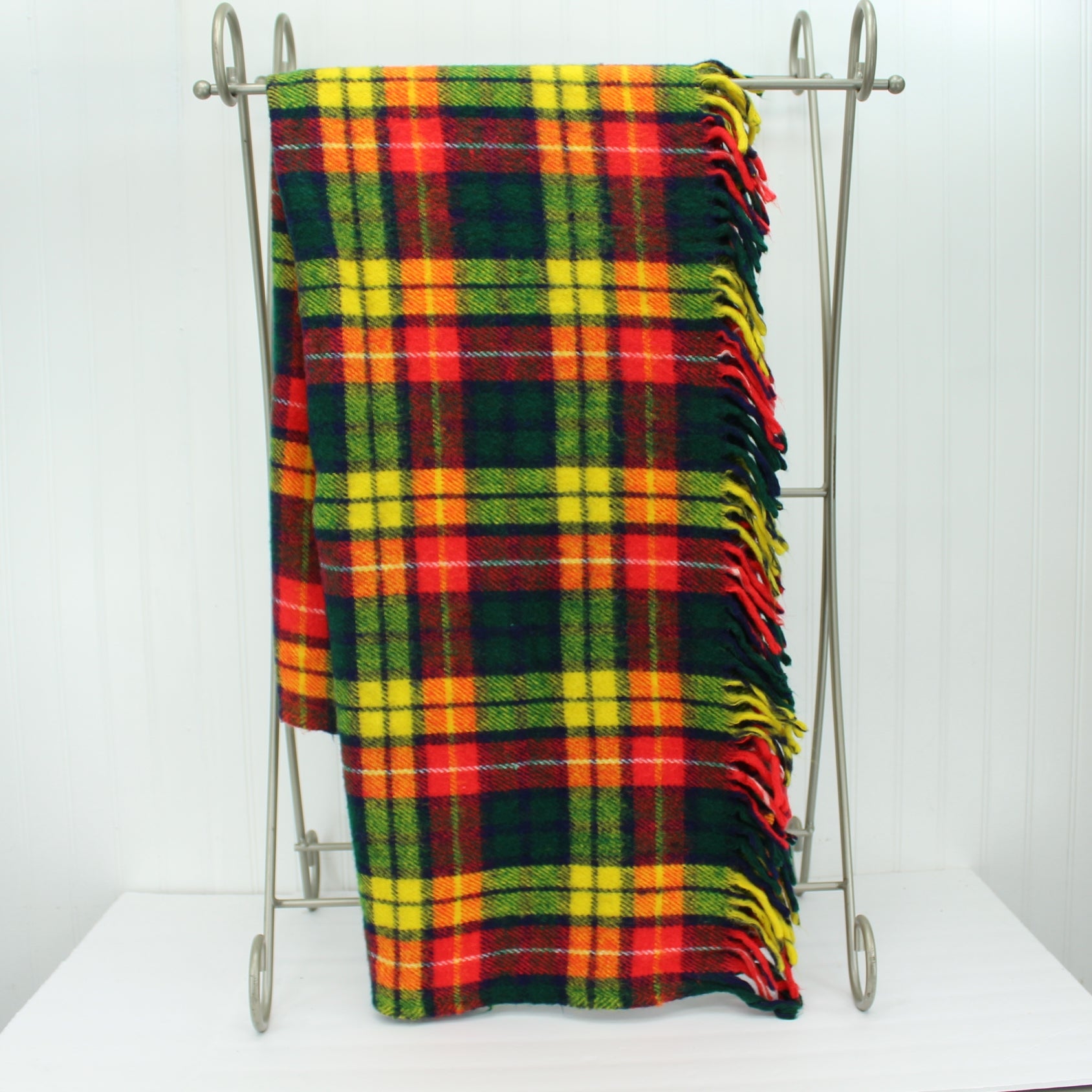 Vintage Red Yellow and Black Plaid Faribo Acrylic top Picnic Stadium Blanket 49” x 54”