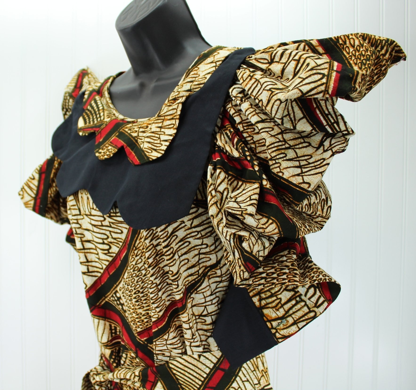 Vintage 1980s West Africa Dress Cotton Batik 2 Piece Tie Belt Custom Queen's Shop Kno Nigeria print batik older fabric