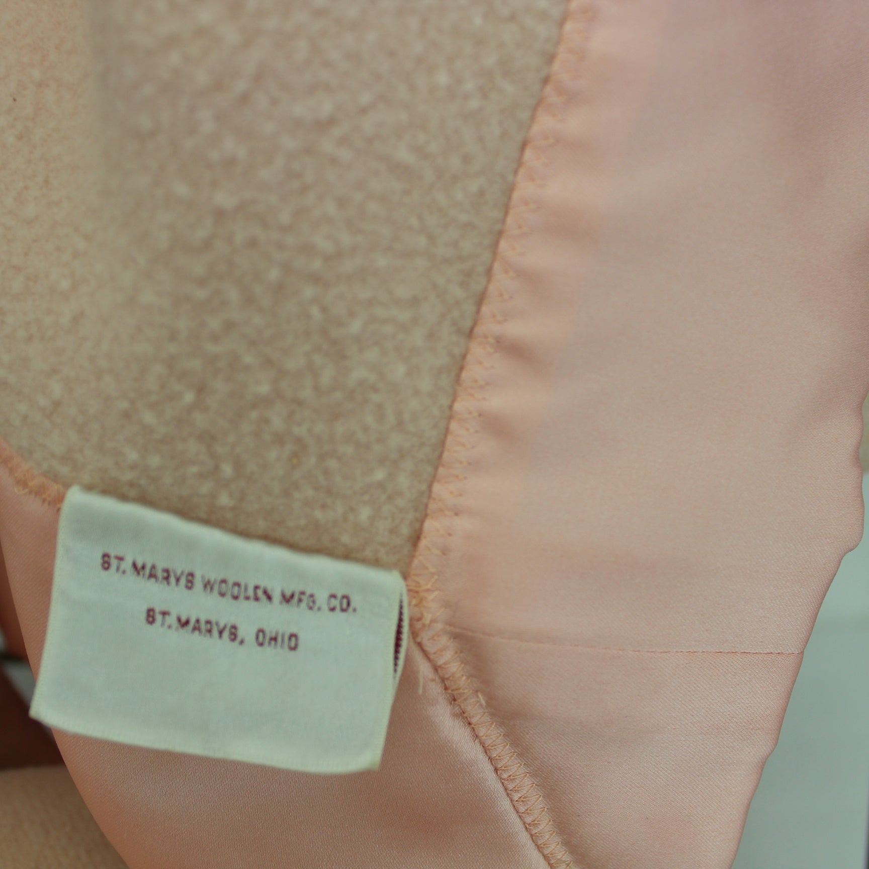 St Marys Ohio Wool Blanket Pale Pink Matching Binding All sides 98" X 82" original ribbon tag maker