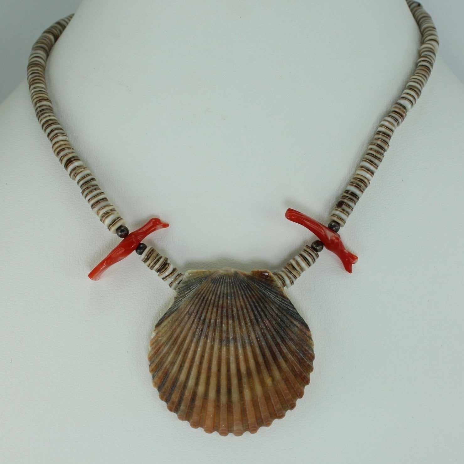 Scallop Shell Necklace Brown Heishi Coral Birds Southwest 15 1/2" Organic Natural