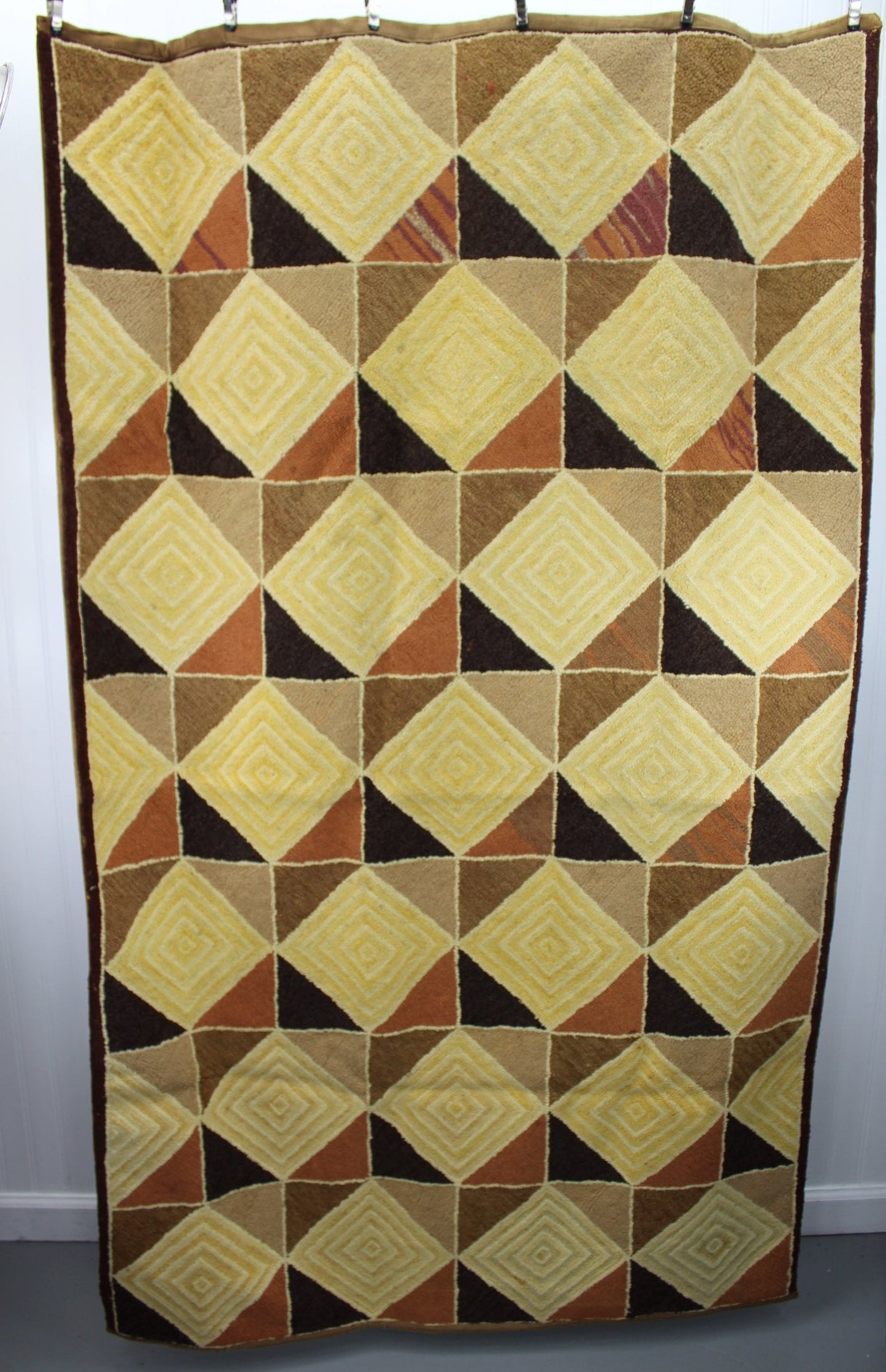 Vintage 1950s Hand Hooked Wool Rug - Tumbling Block Pattern - Mid Century Provenance great with teak furniture