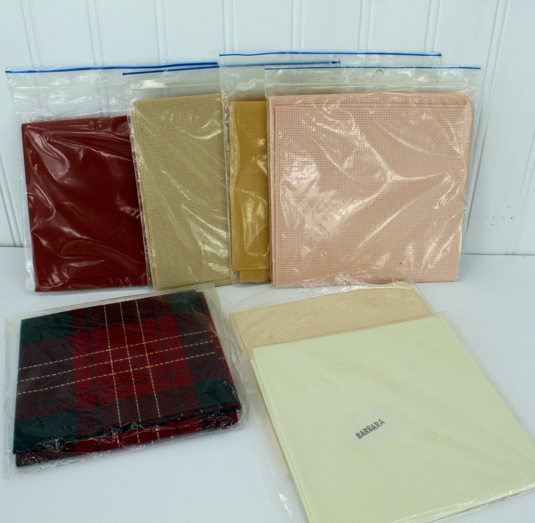 Cross Stitch Fabric 7 Pieces Vintage New Charles Craft Hardanger Aida Colors & Christmas Red Plaid hoiday plaid