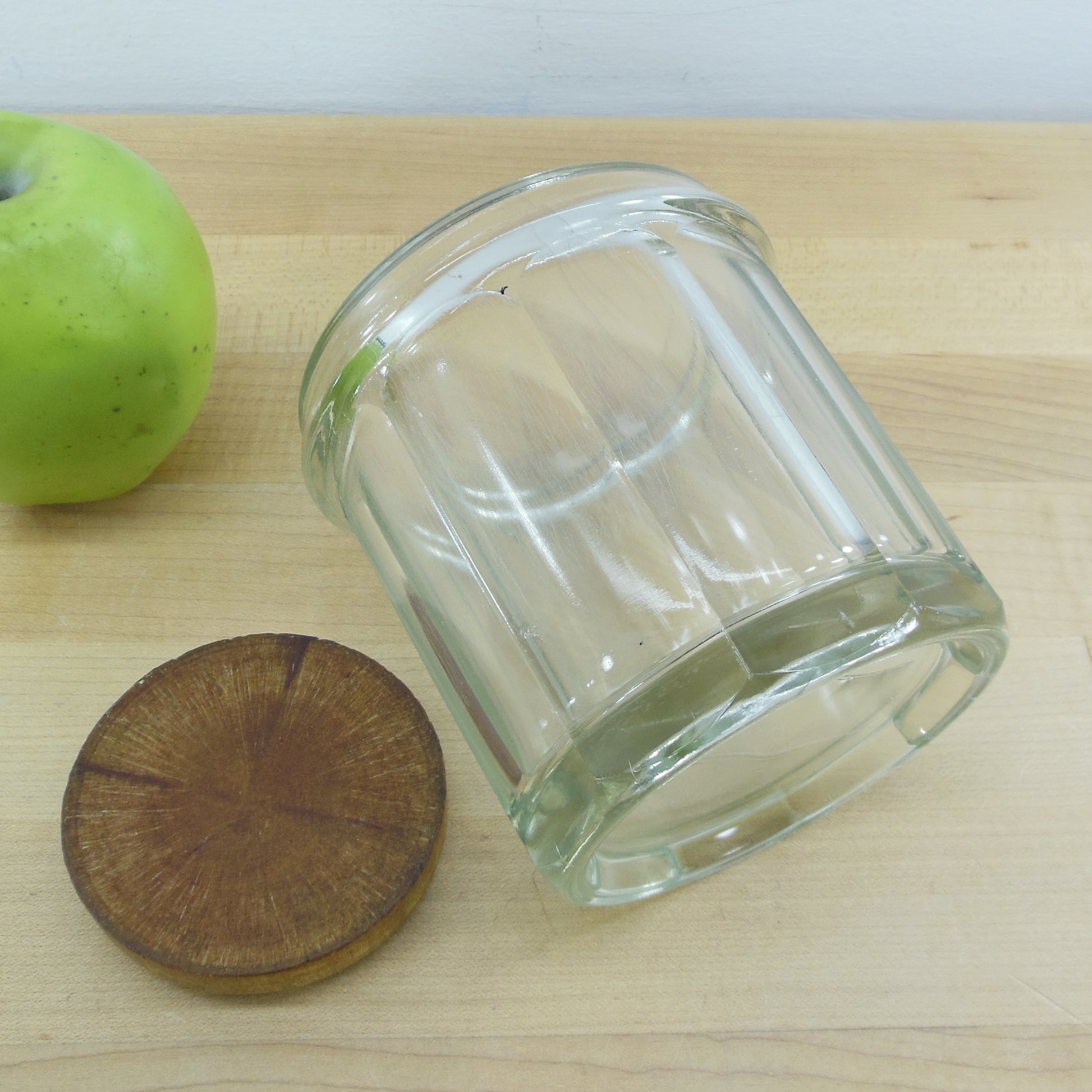 Unbranded Food Chopper 10 Panel Glass Jar Wood Disc Used