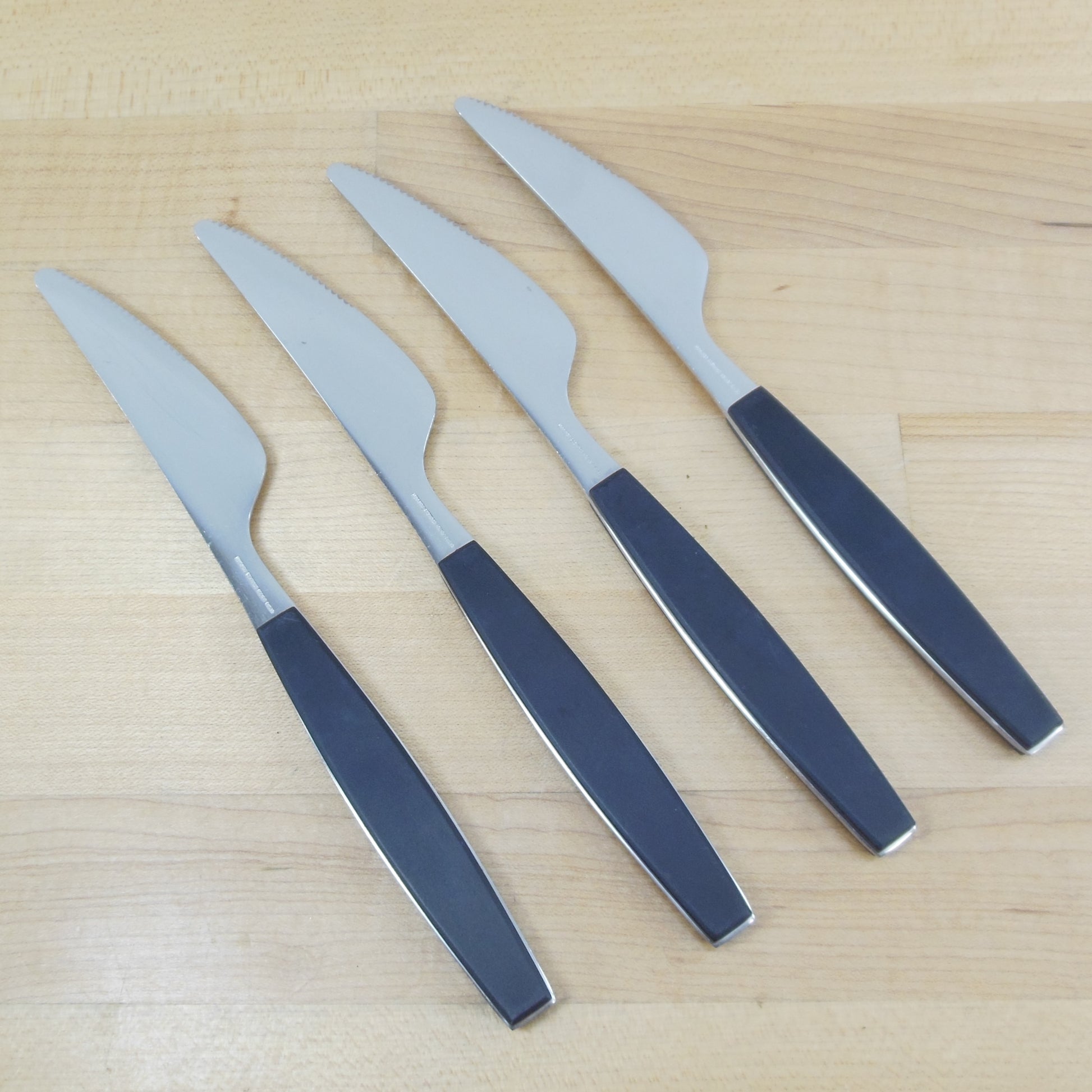 Georg Jensen Denmark Stainless Strata Black 4 Table Knives