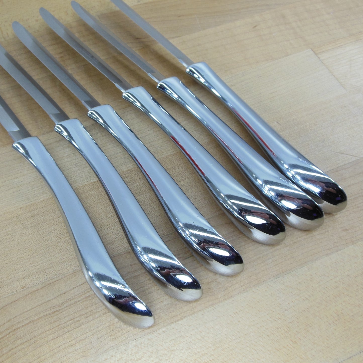 Carvel Hall Steak Knives Stainless Steel Chrome Curved Handle 6 Set Used