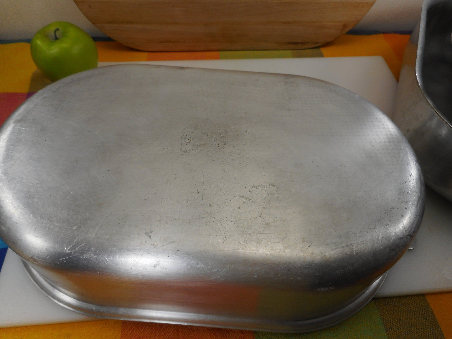 Kitchen Craft USA Large Aluminum Oval Roaster Pan, Trivet & Dome Lid - Vintage Cookware Roasting