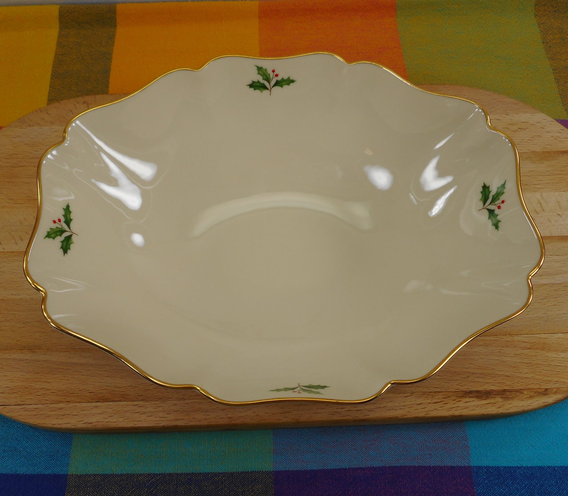 Lenox Holiday Dimension Fluted Oval 10" Serving Bowl - Holly