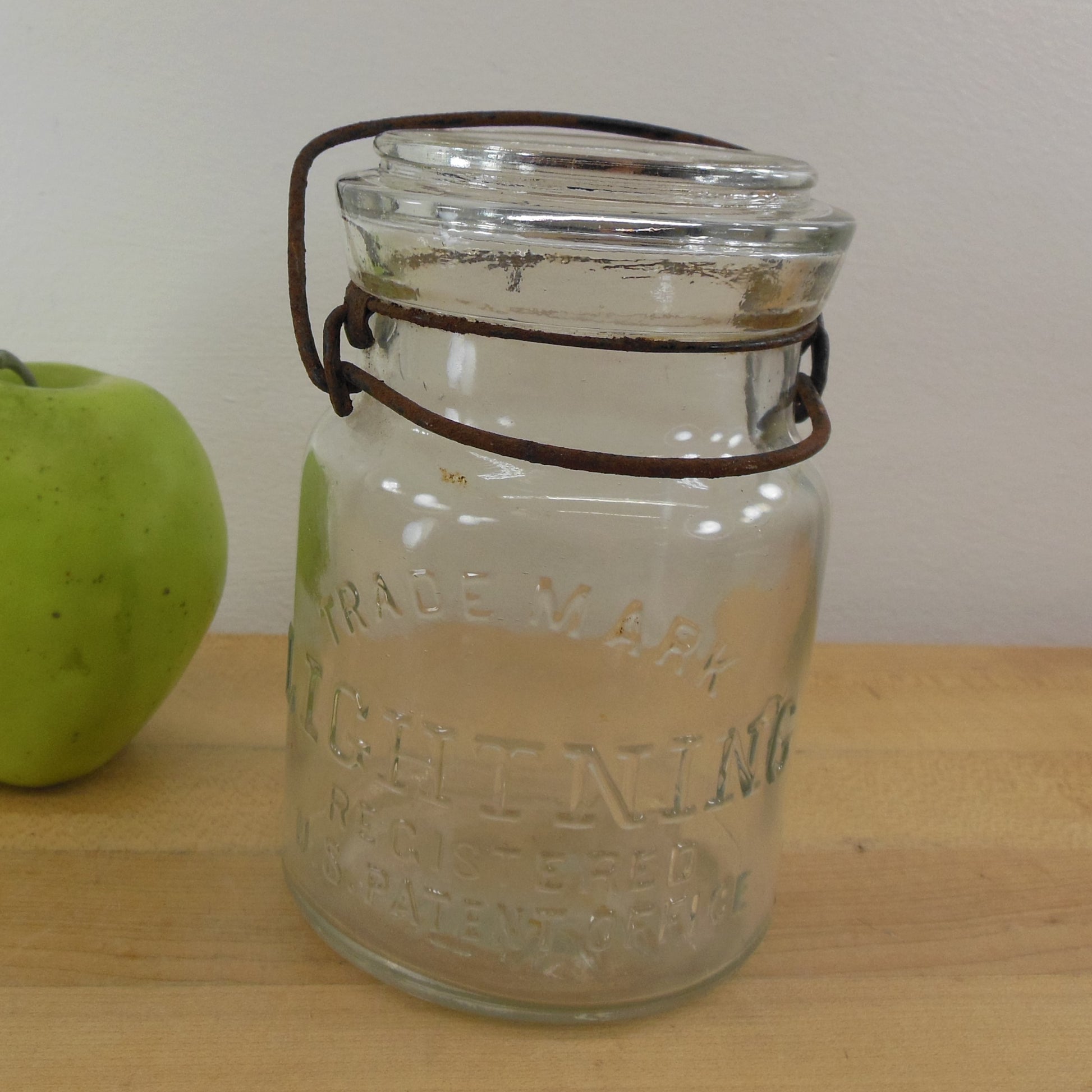 Lightning Putnam Trademark Patent Pint Clear Glass Fruit Canning Jar