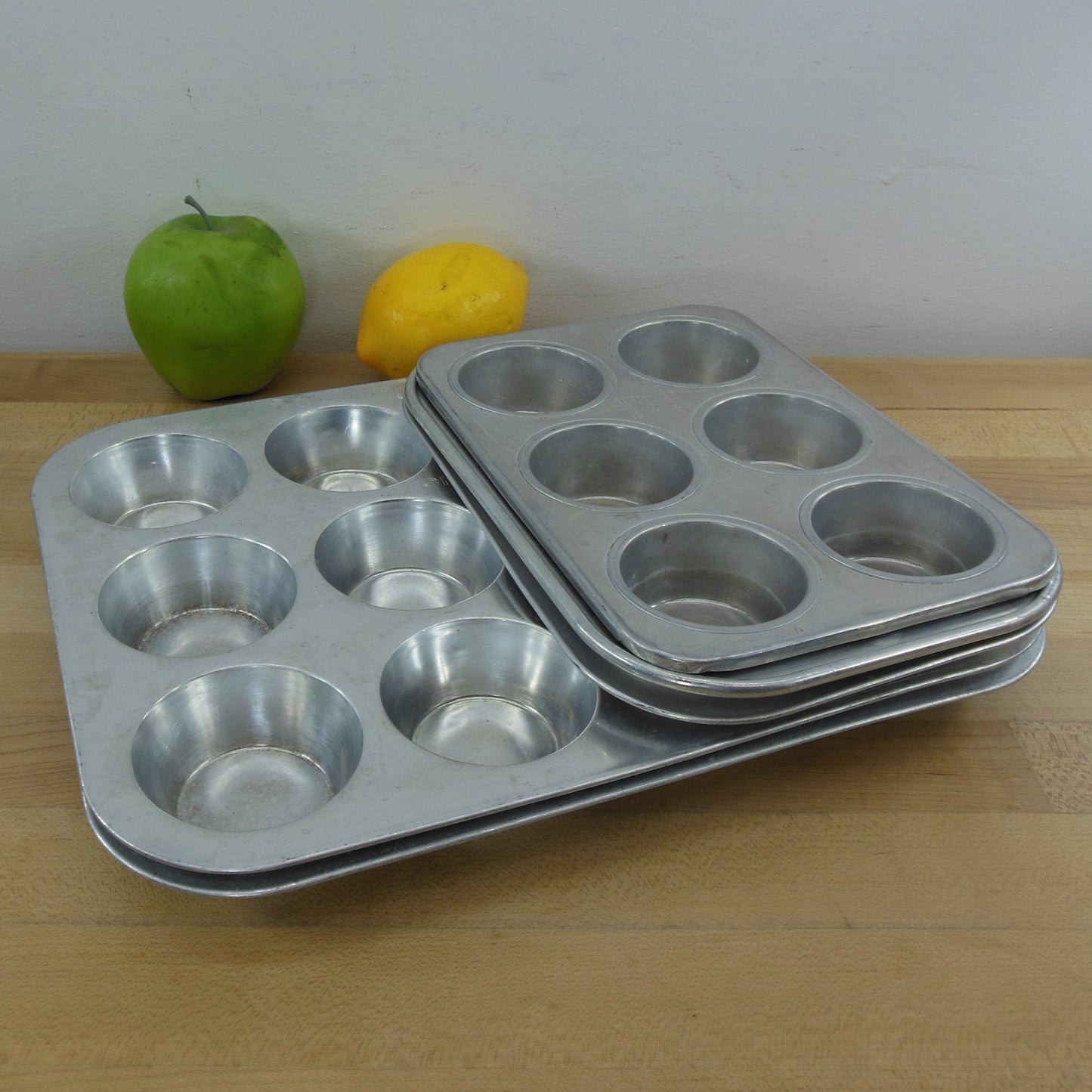 Wear Ever Chilton Mirro 5 Lot Aluminum Muffin Cupcake Pans