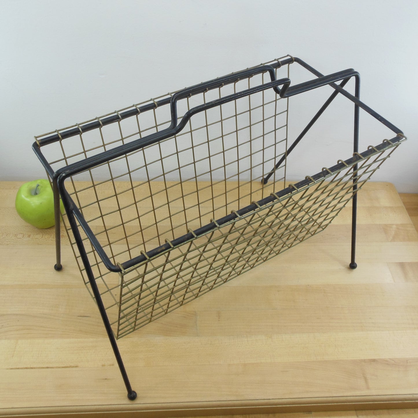 MCM Unbranded Steel Wire Mesh Magazine Rack Holder Black Gold Vintage