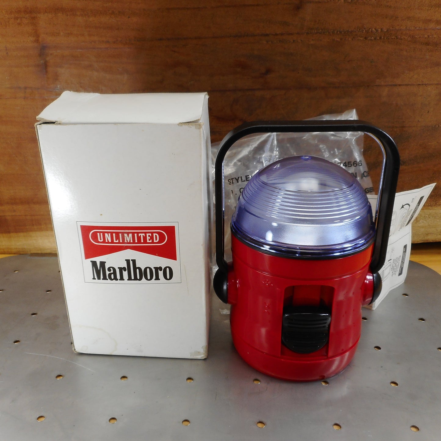 Vintage Marlboro Unlimited Gear Camping Lantern Flashlight Lamp Red with  Handle