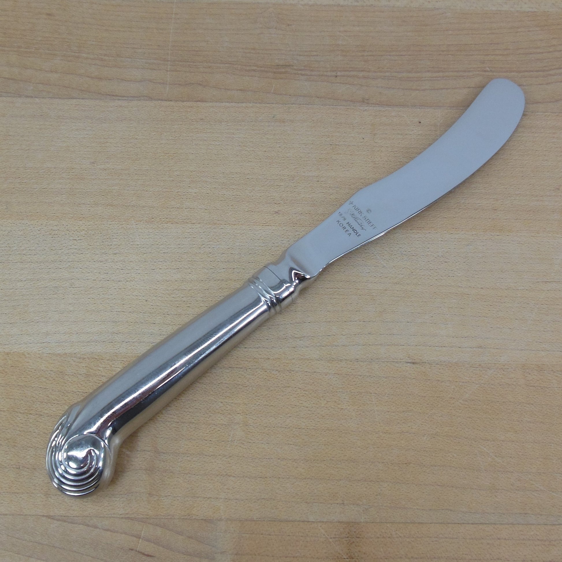 Kirk Stieff Williamsburg Royal Shell Stainless Flatware - Master Butter Knife