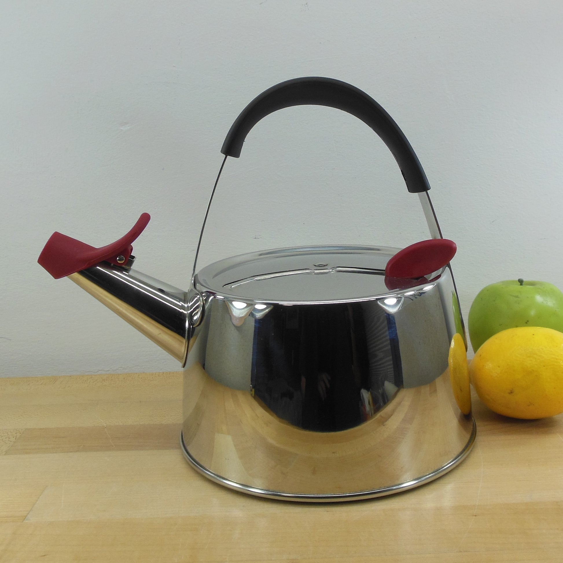 Michael Graves Design Easy-Fill Tea Water Kettle Unused