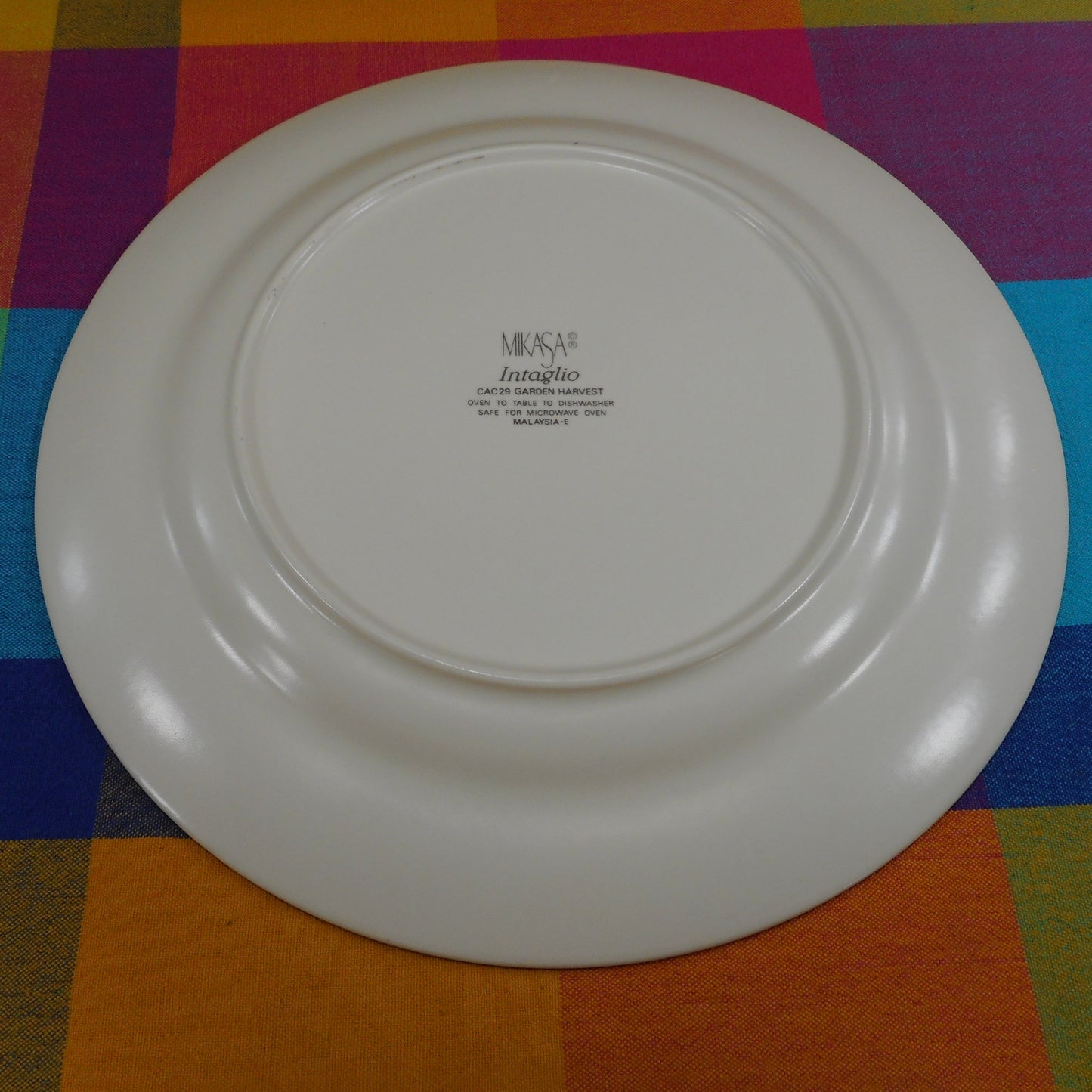 Mikasa Intaglio Garden Harvest - 12-3/4" Chop Plate Platter CAC29 Used