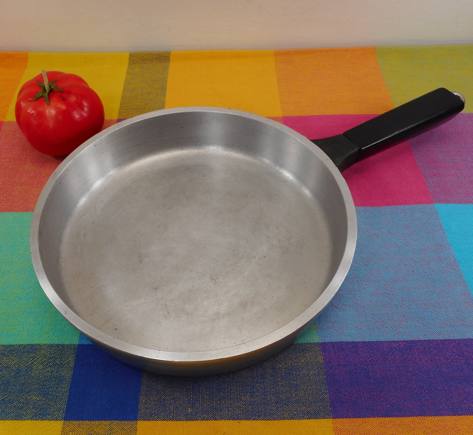 Miracle Maid G2 Cast Advanced Aluminum Cookware - 9" Skillet Fry Pan