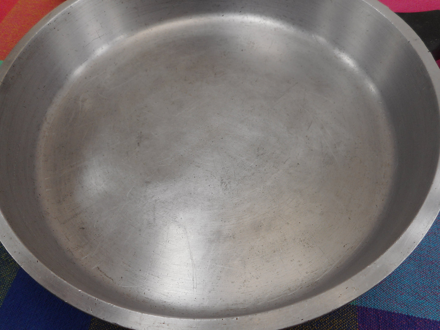 Miracle Maid G2 Cast Advanced Aluminum Cookware - 9" Skillet Fry Pan Cleaned