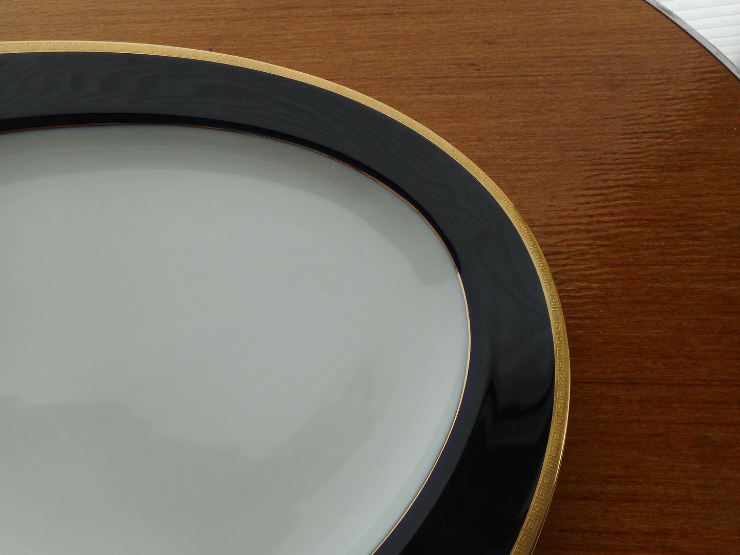 Noritake Fine Porcelain China - Legacy Valhalla - 16" Oval Platter Gold Encrusted Rim