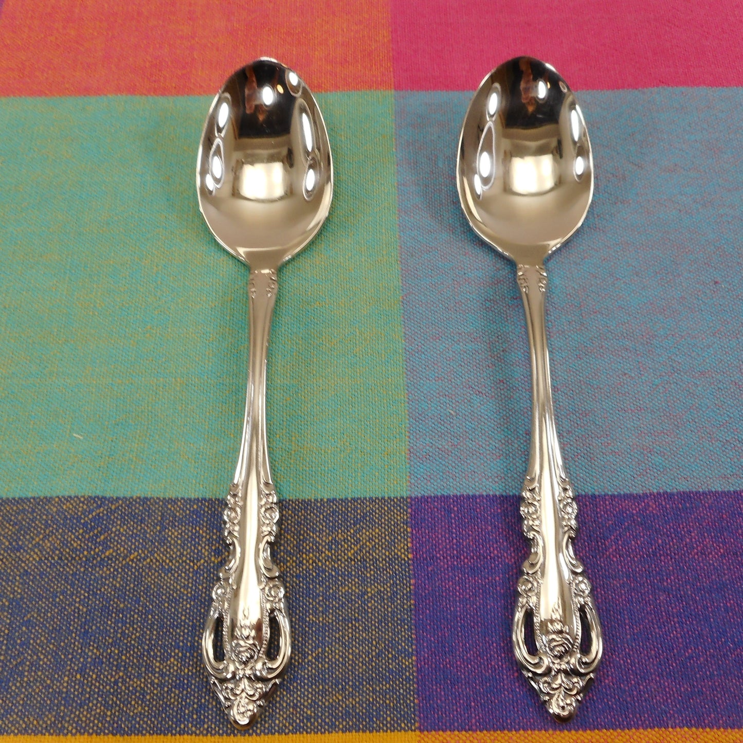 Oneida Community Brahms Stainless Flatware - 2 Place Spoons