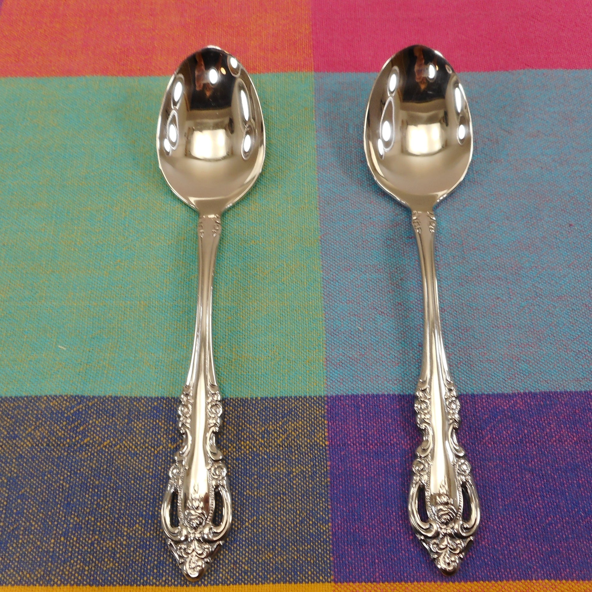 Oneida Community Brahms Stainless Flatware - 2 Place Spoons