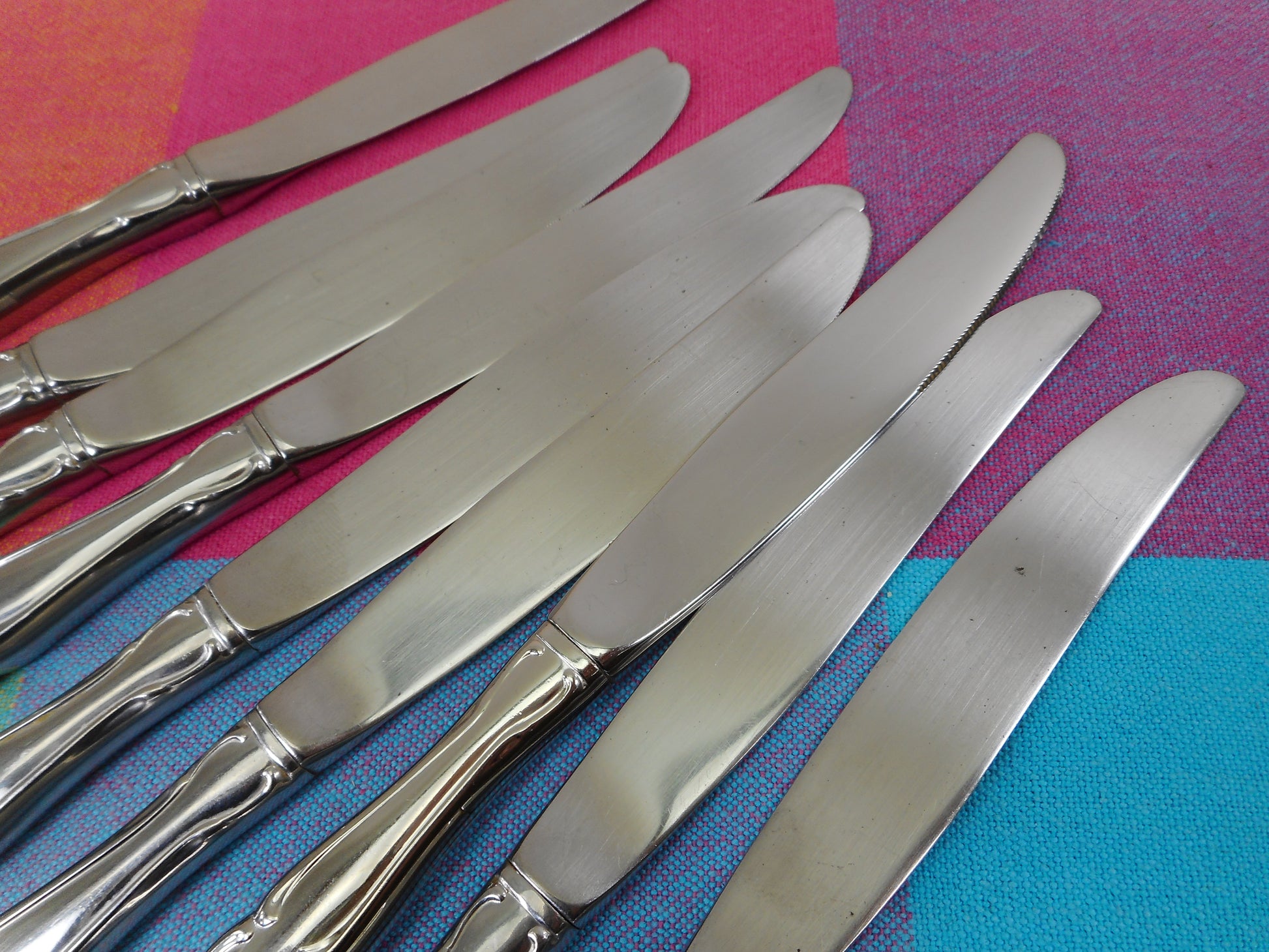 Oneida Cantata Stainless Flatware - 9 Dinner Knives 9" hOLLOW