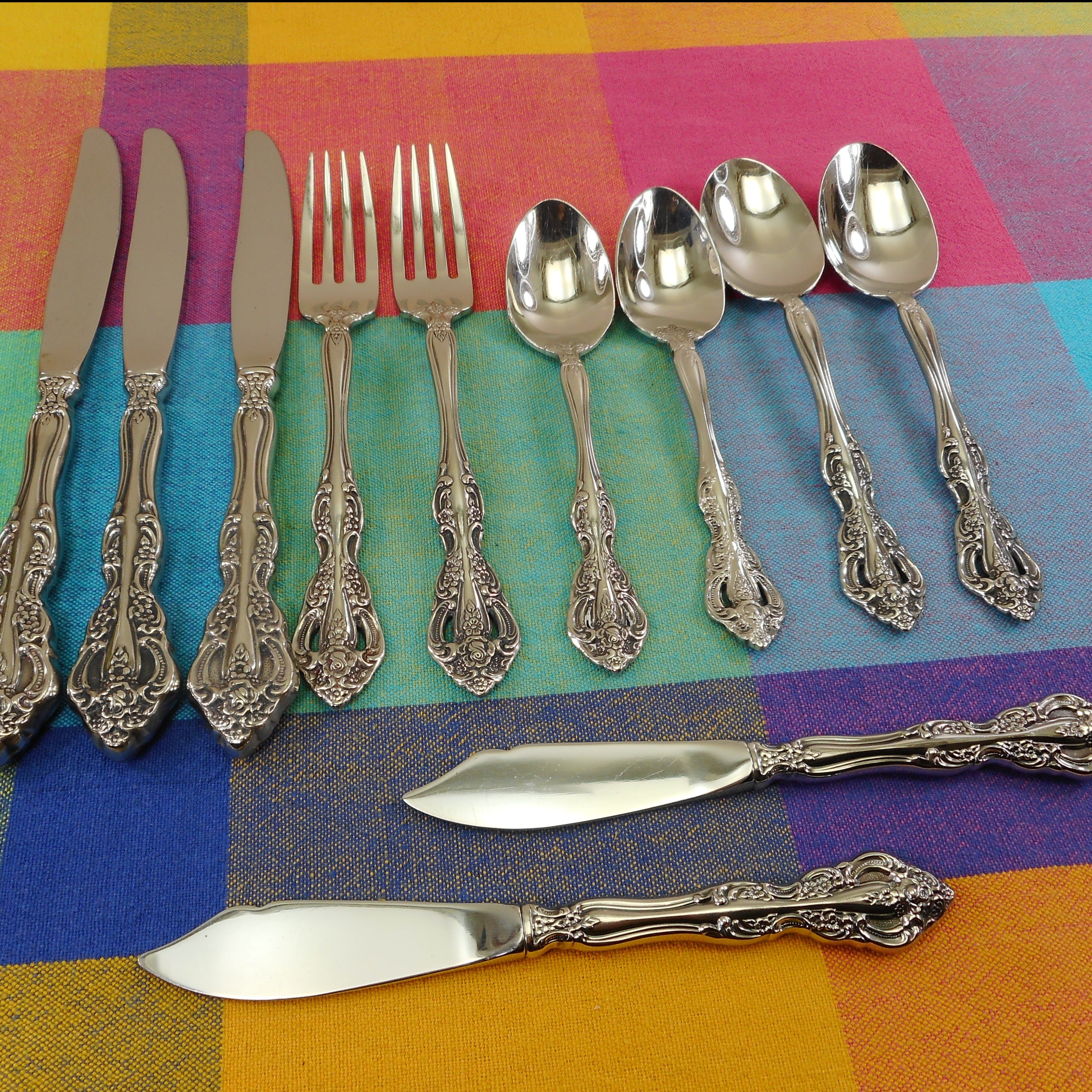 Lot 25 outlet pc Heirloom Oneida 1810 Michelangelo Stainless Steel Spoons Knives Forks