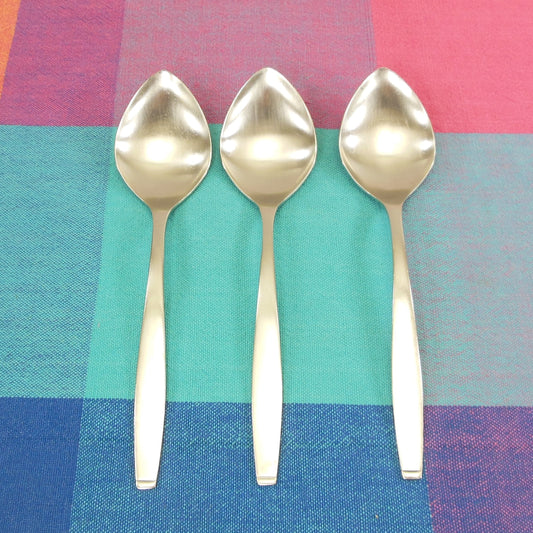 Oneida Oneidacraft Tempo Satin Stainless - 3 Place Spoons