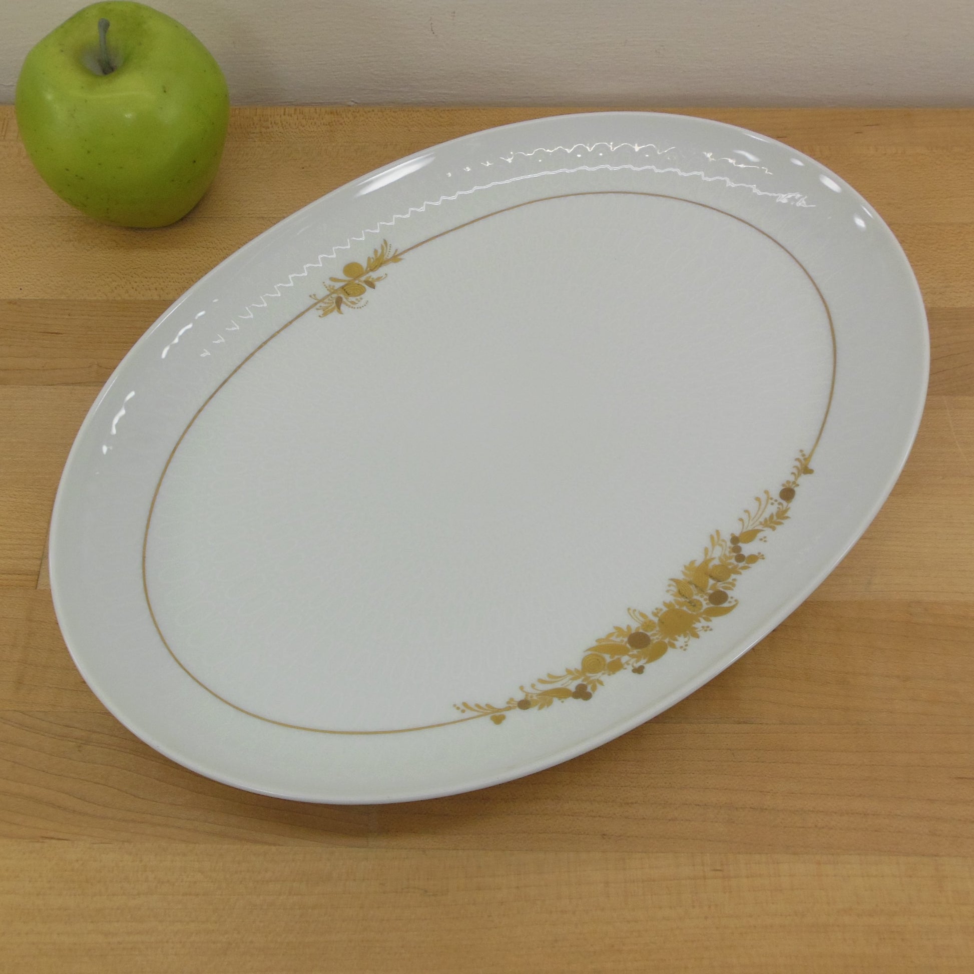 Rosenthal Romance Gold Medley Wiinblad Dinnerware - Oval Platter 13"