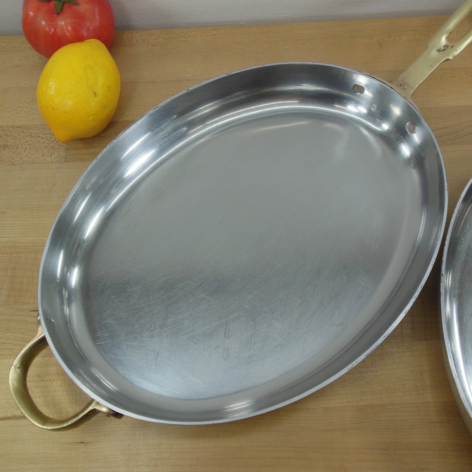 Unbranded Pair Oval Omelet Fish Fry Pan Skillets Tri-Ply Stainless Brass Handle Used