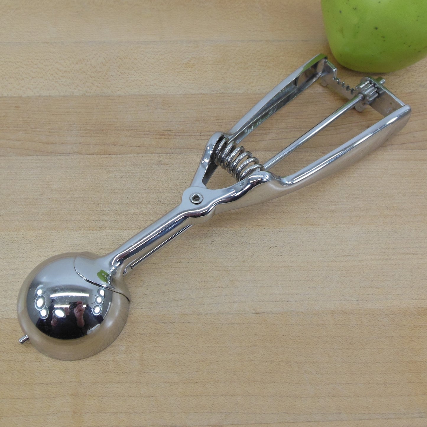 Pampered Chef INOX Stainless Cookie Dough Melon Ball Proportioner Scoop 40 Used