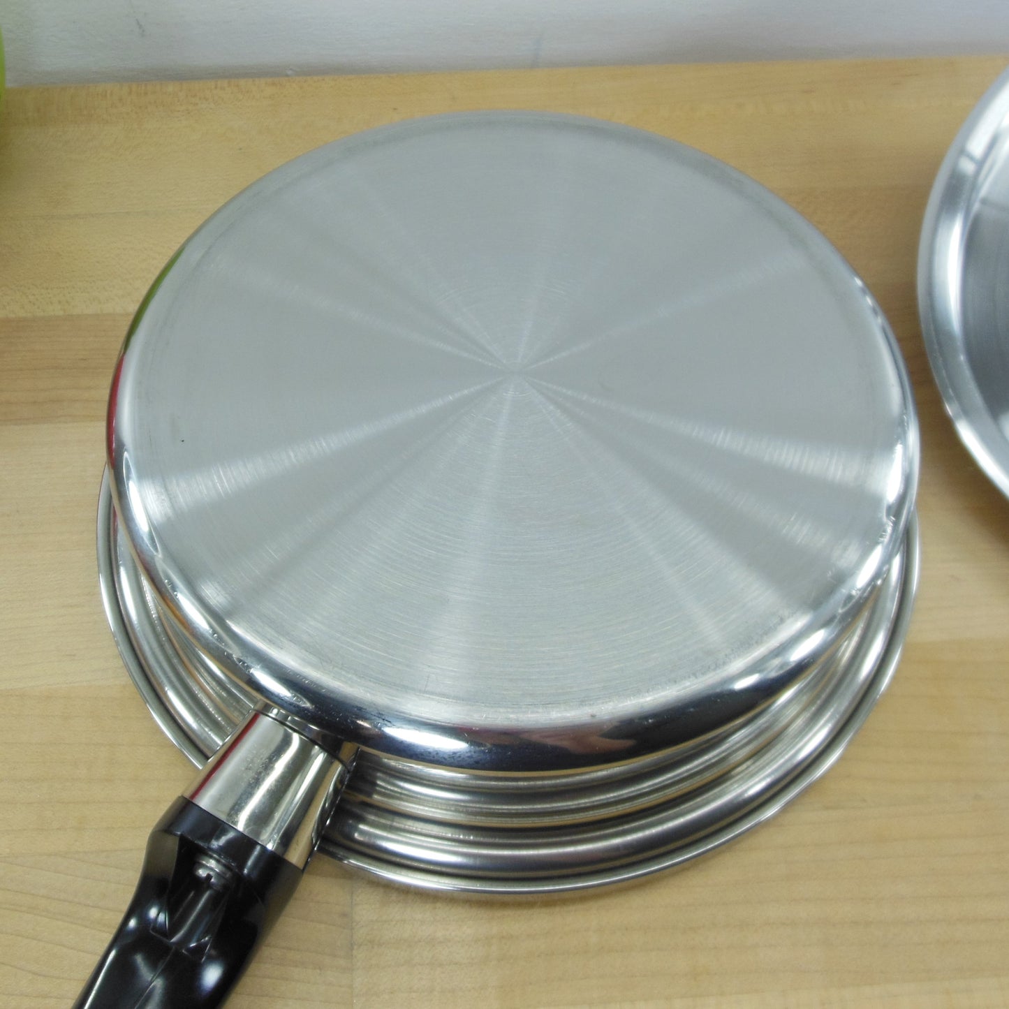 Kitchen Craft USA 3 Ply Stainless 9" Skillet with Lid Special Alloy