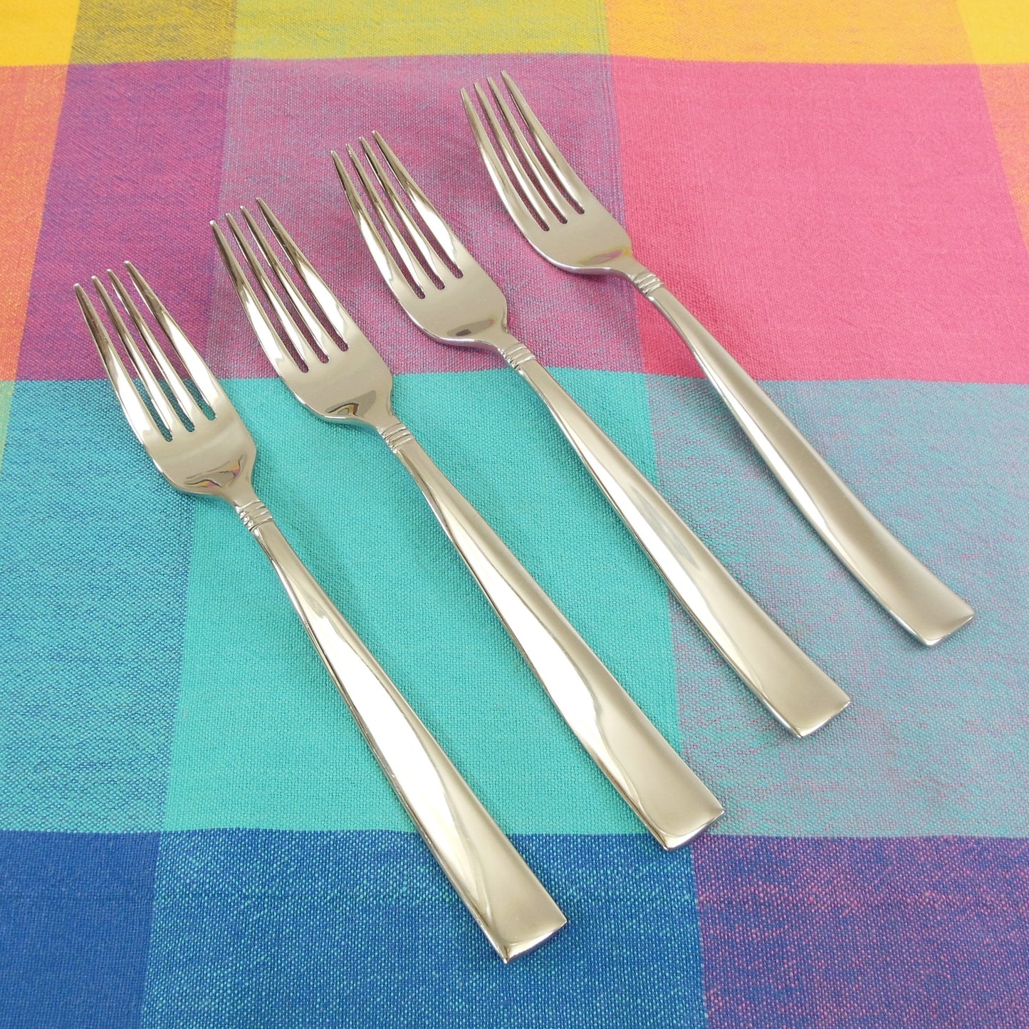 Heritage Mint Ltd. Simplicity Stainless - 4 Dinner Forks