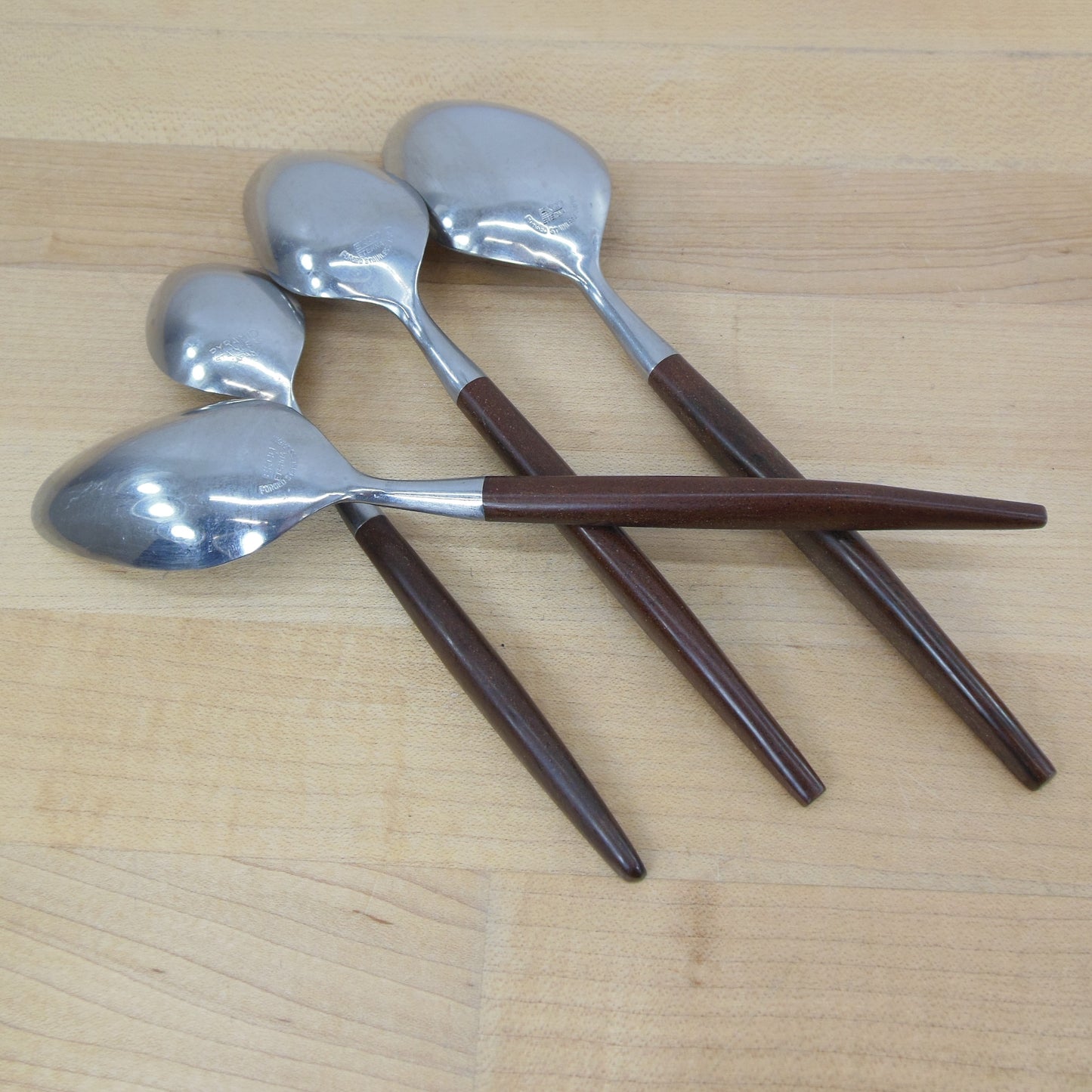 Ekco Eterna Stainless Canoe Muffin Brown - 4 Spoons Serving Sugar Place Used