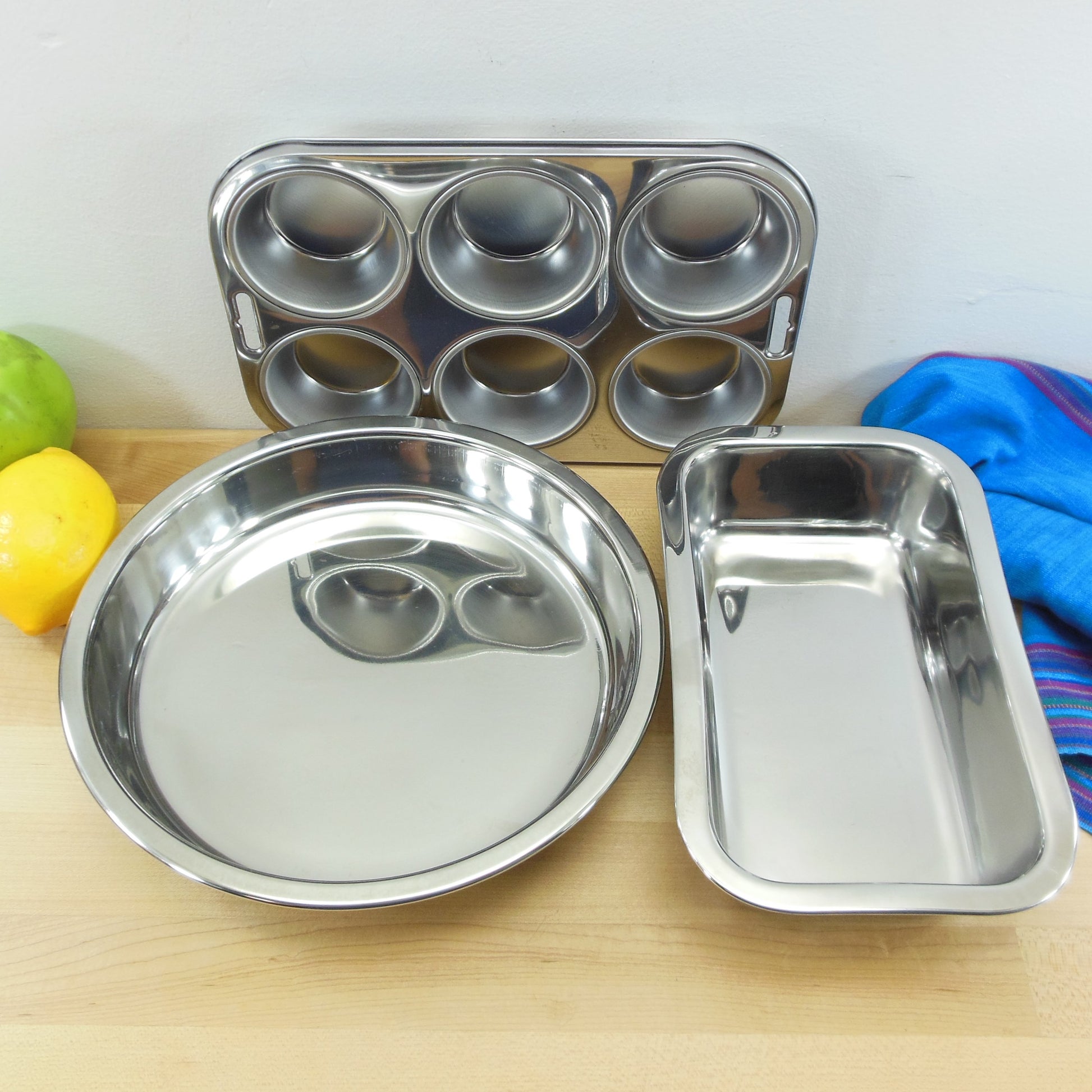 Mirror Stainless Steel Unbranded Trio Cake/Pie, Loaf & Muffin Pans