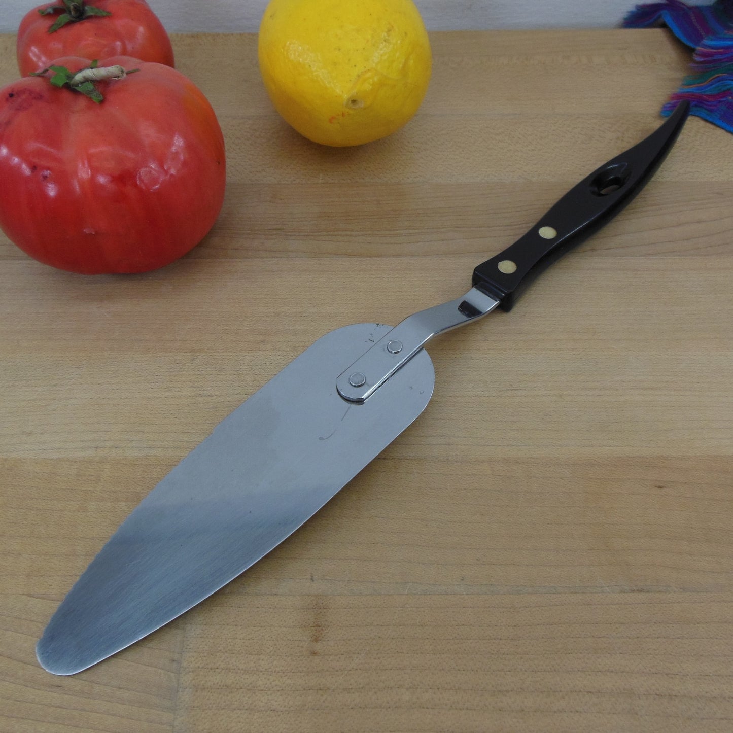 Stanley USA Stainless Pie Cake Server Black Curve Handle Vintage Used