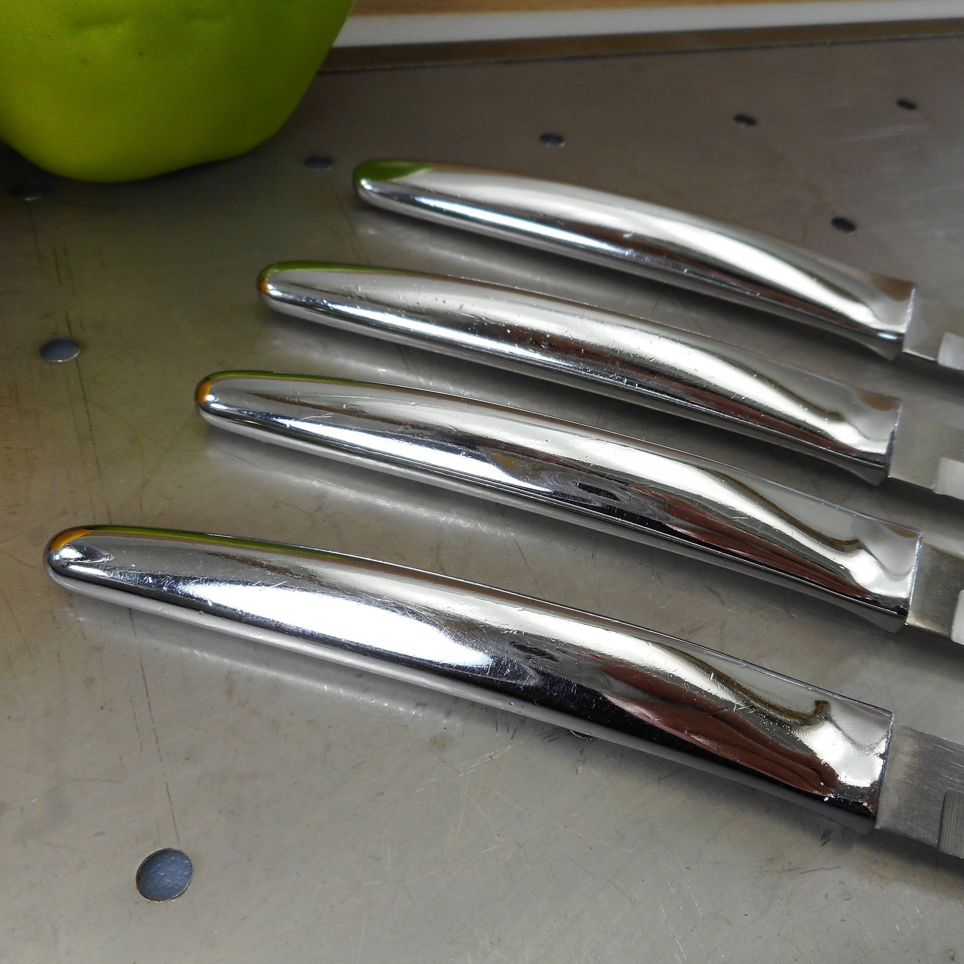 Carvel Hall Steak Knives Stainless Steel Chrome 7-1/4" Chrome