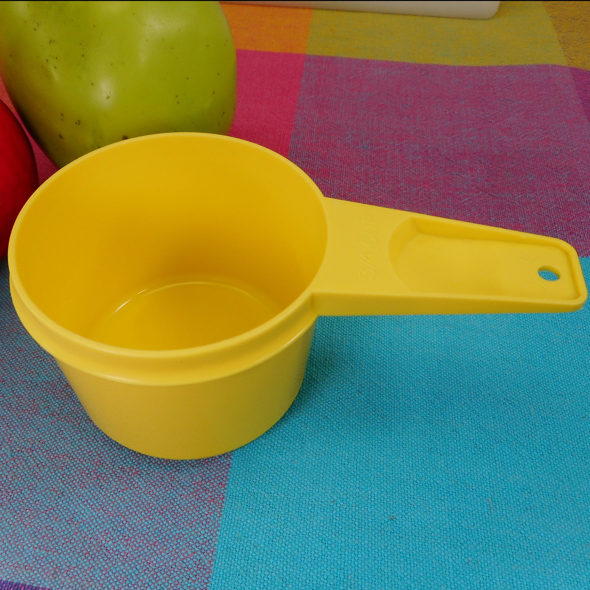 Tupperware Bright Yellow Measuring Cup - 3/4 Cup Replacement