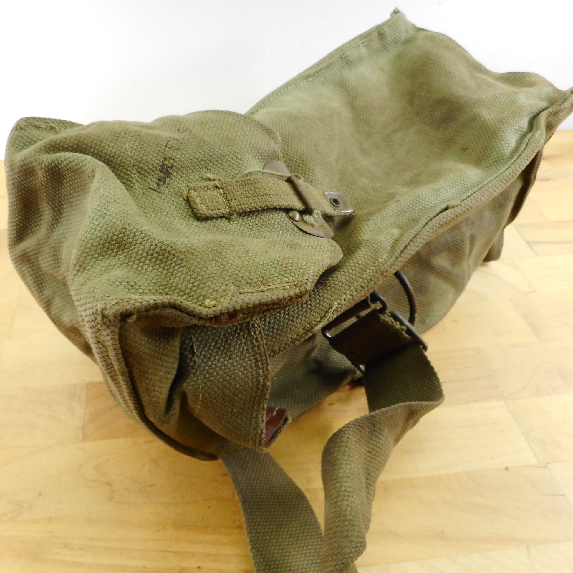 US Army WWII Canvas Leather Light Instrument Bag Pouch Vintage