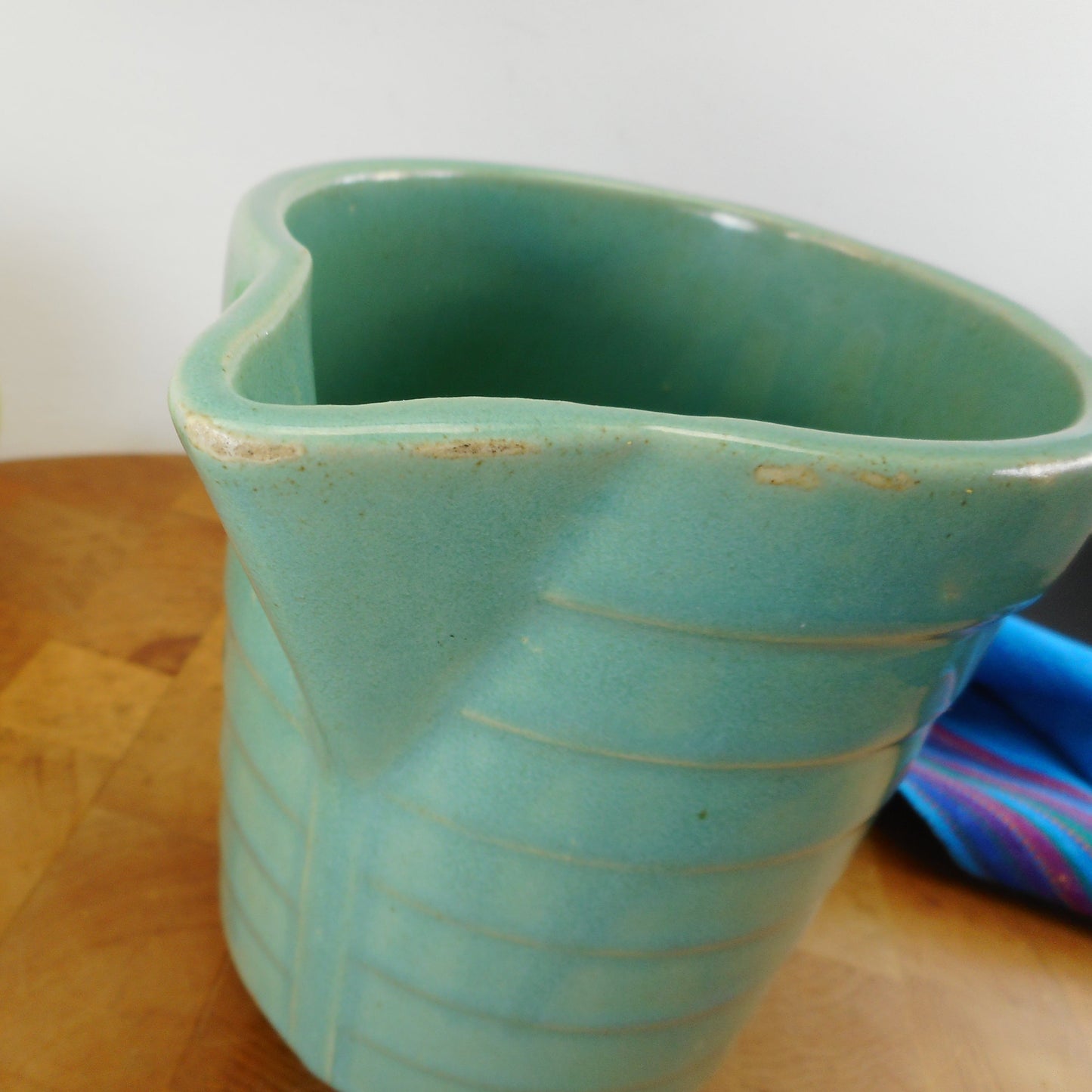 USA Vintage Unbranded 5" Turquoise Stoneware Pottery Pitcher - Bands Rings Ribs Concentric