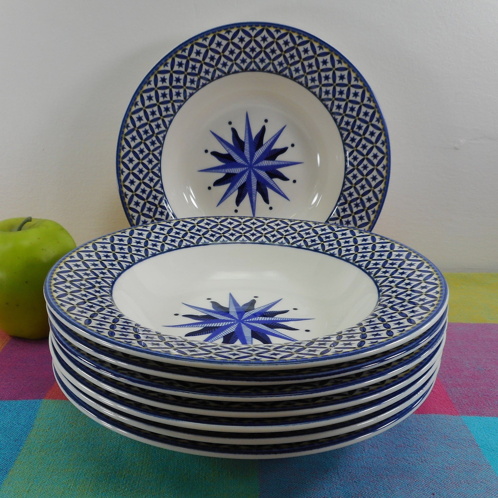 Victoria & Beale Williamsburg Fine Porcelain - Flat Rim Soup Bowls - Set of 8