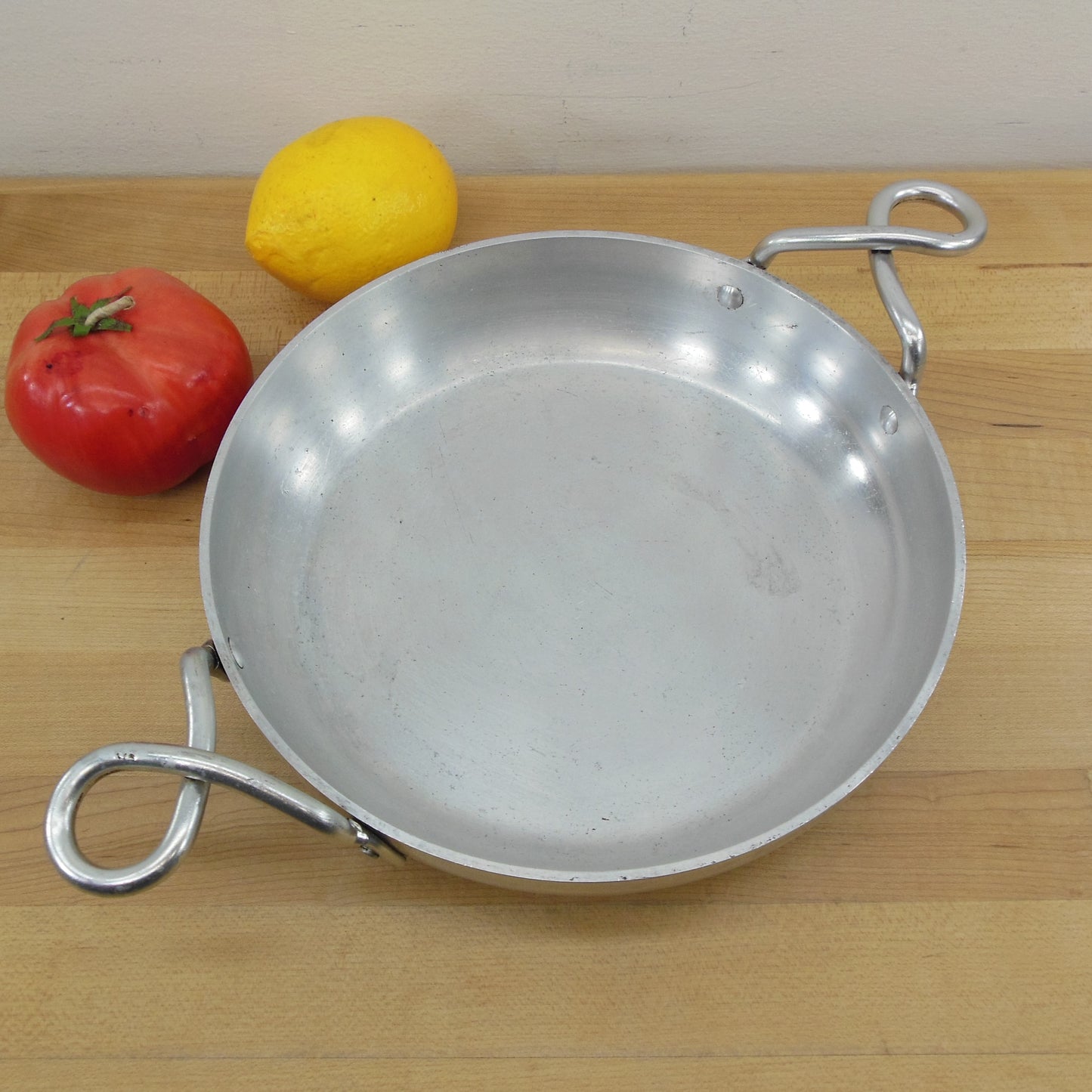 Wear-Ever B-109 Aluminum Brazier Pan Twist Handles - No Lid